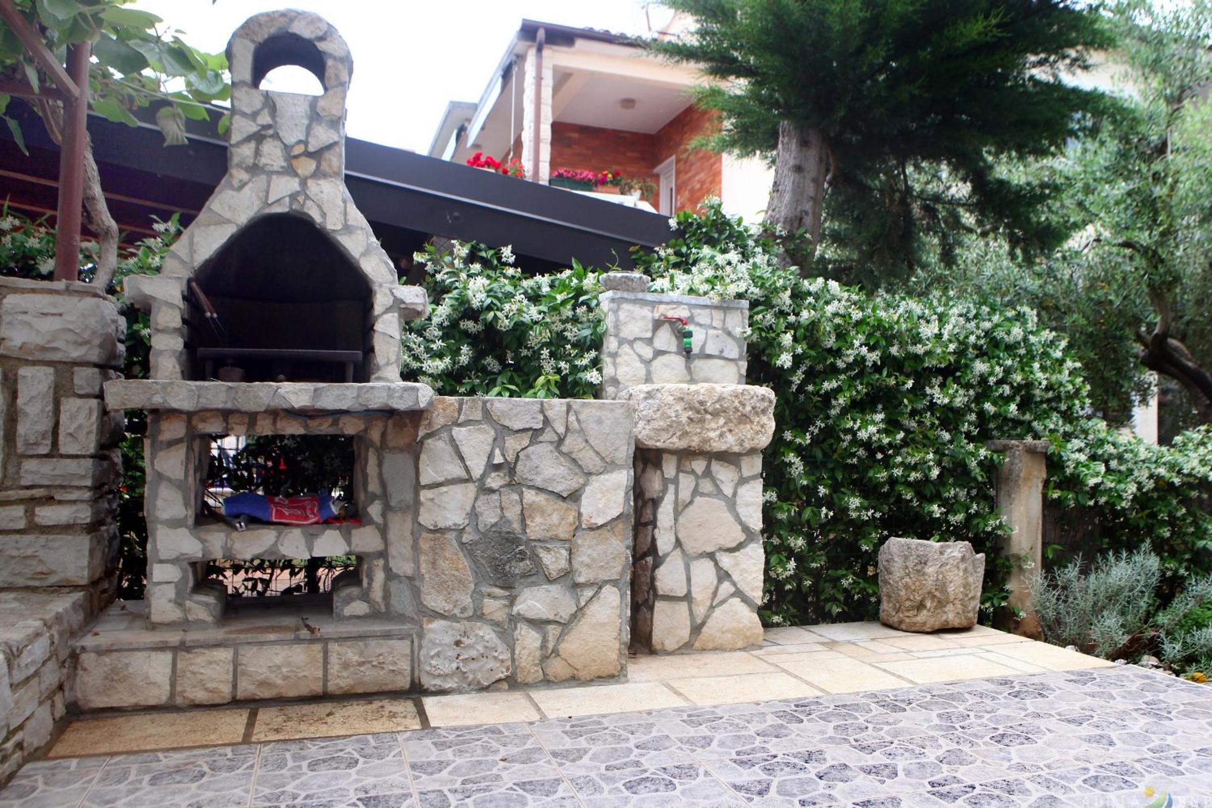 Photo 24