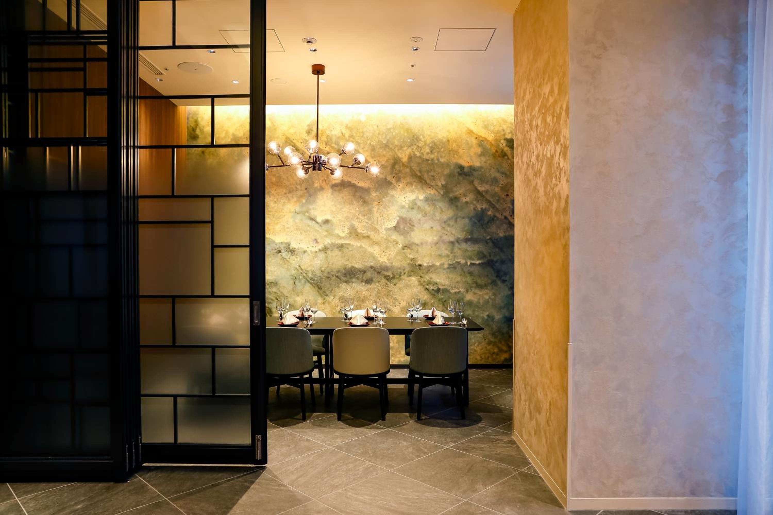 Miyako City Osaka Hommachi 12