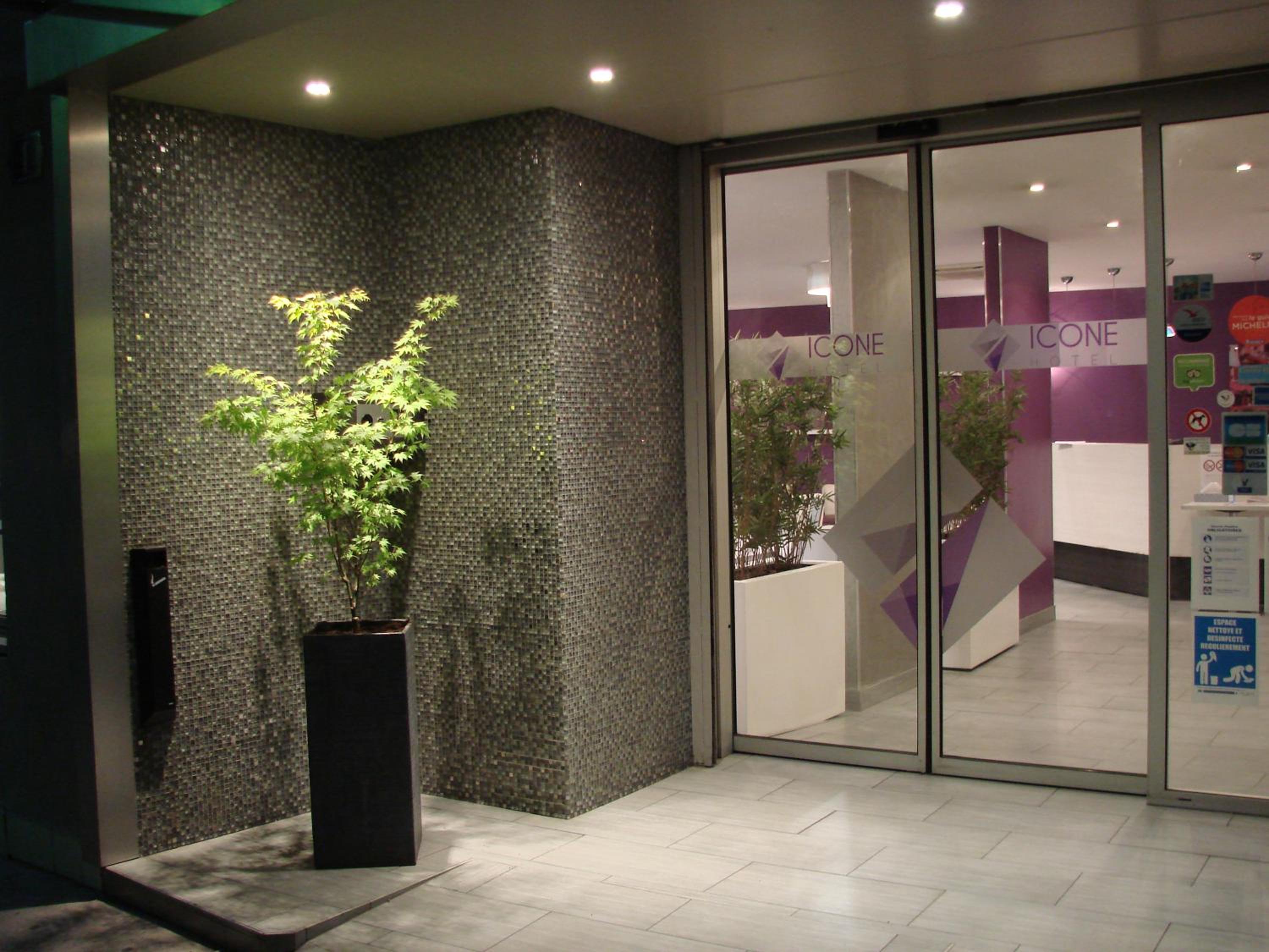 hotel reception