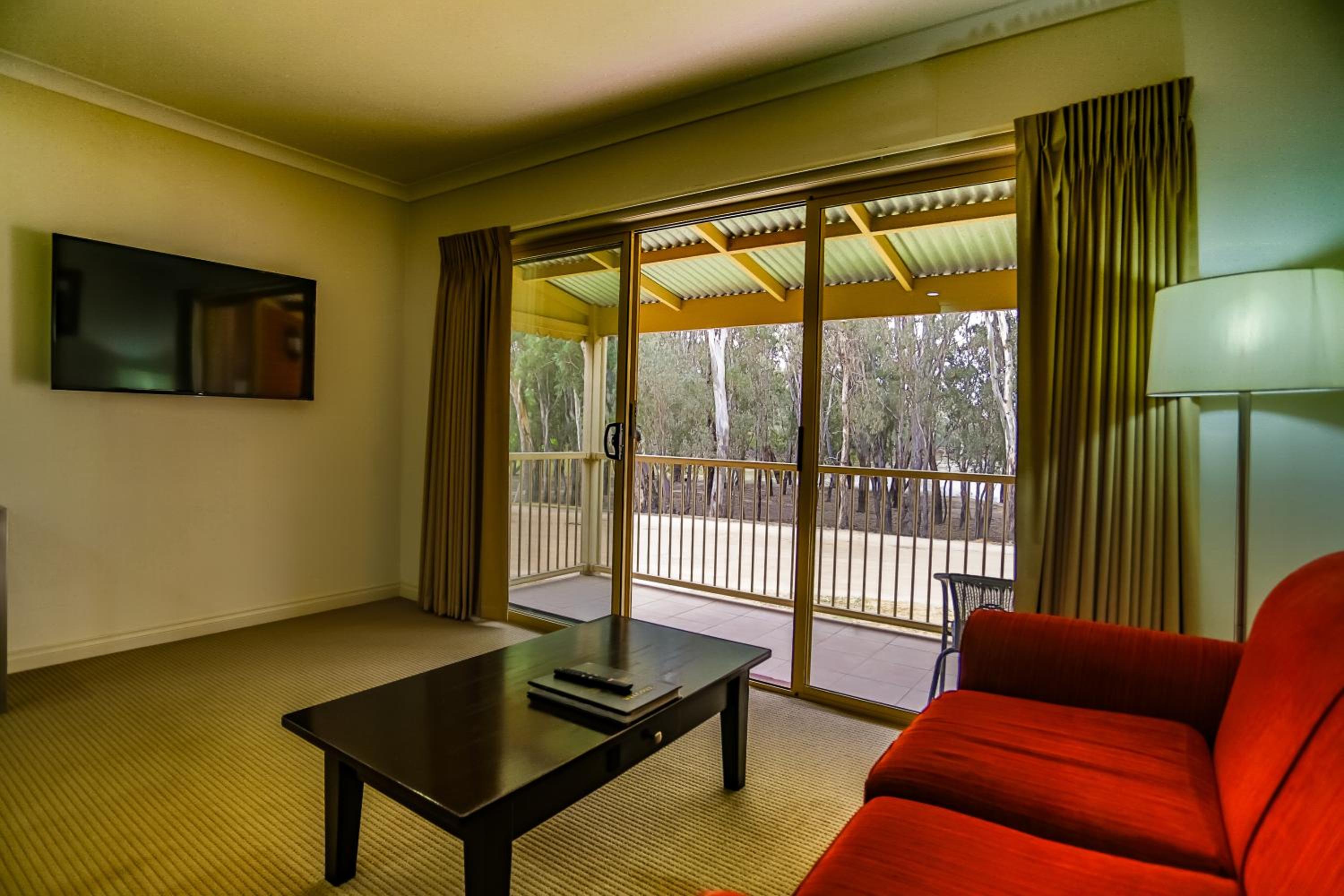Murray Waters Motor Inn & Apartments
