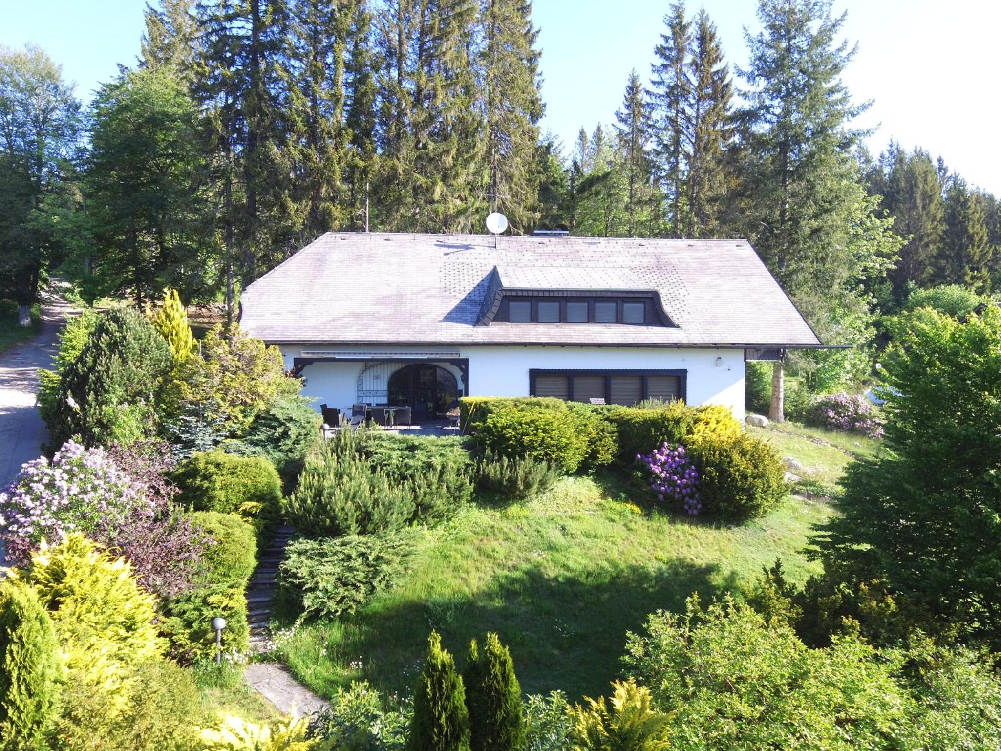 Schwarzwald-Villa mit Indoor-Pool