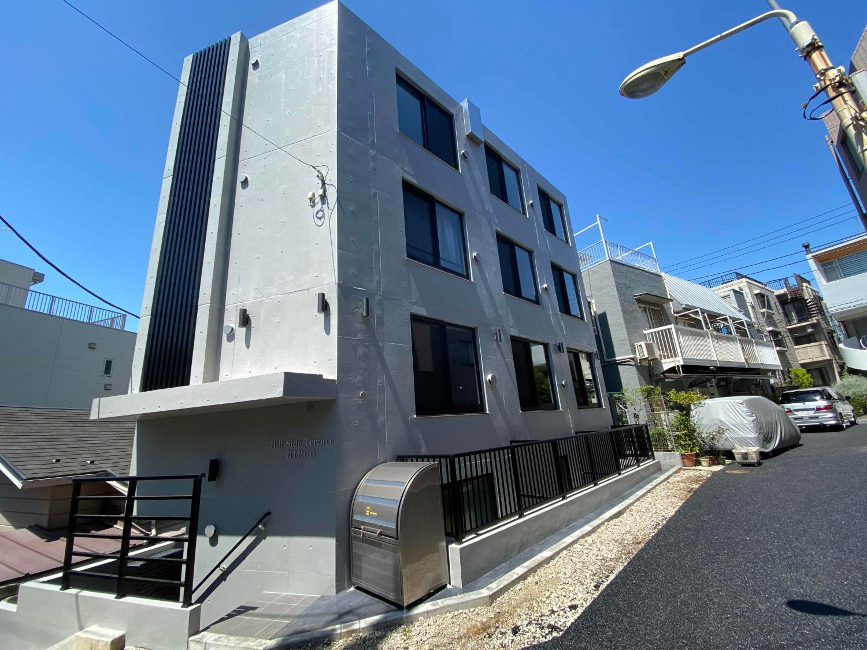 Hill Side Terrace Hiroo Shibuya 202