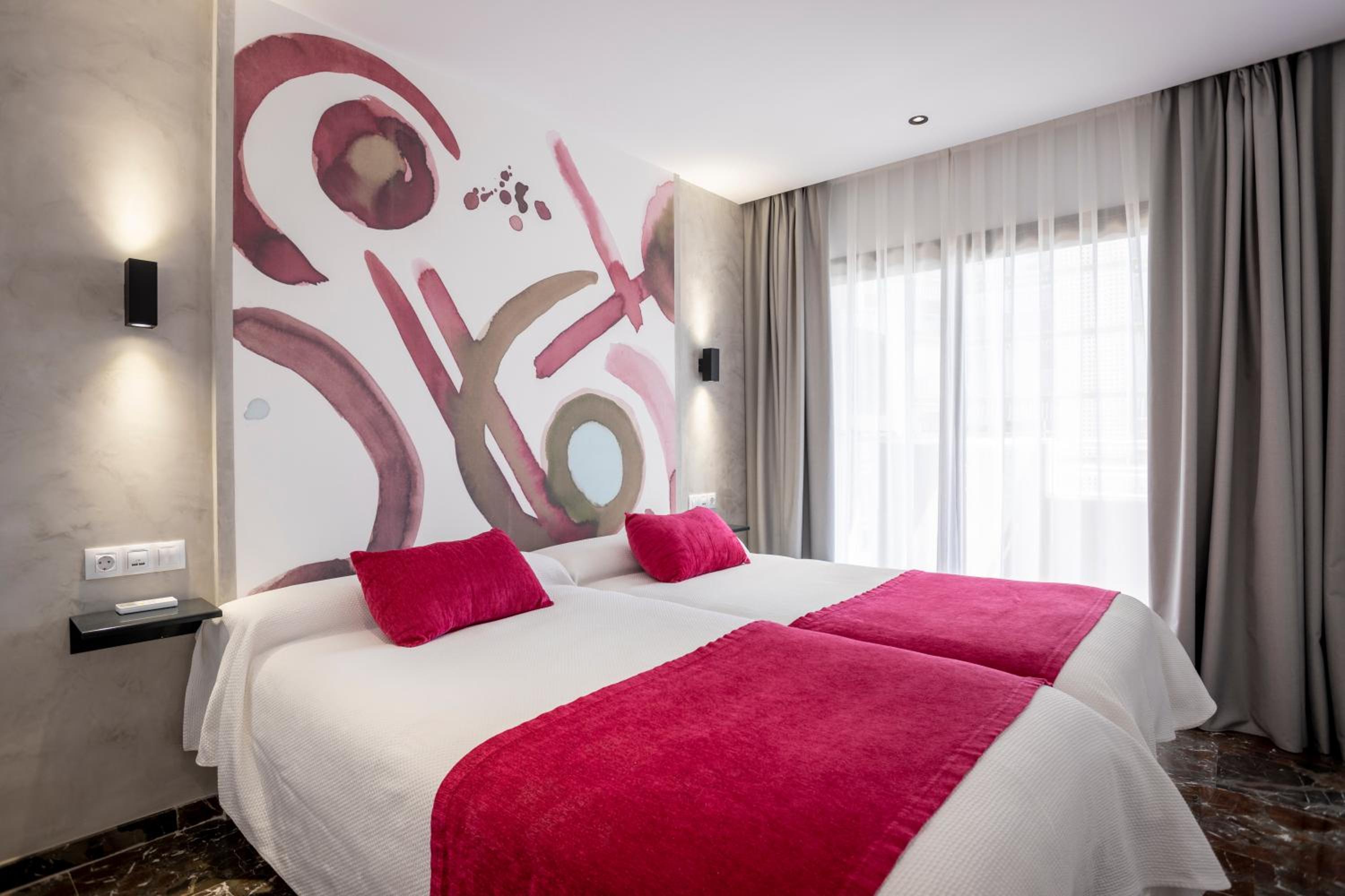 Apartamentos San Jaime Center Suites