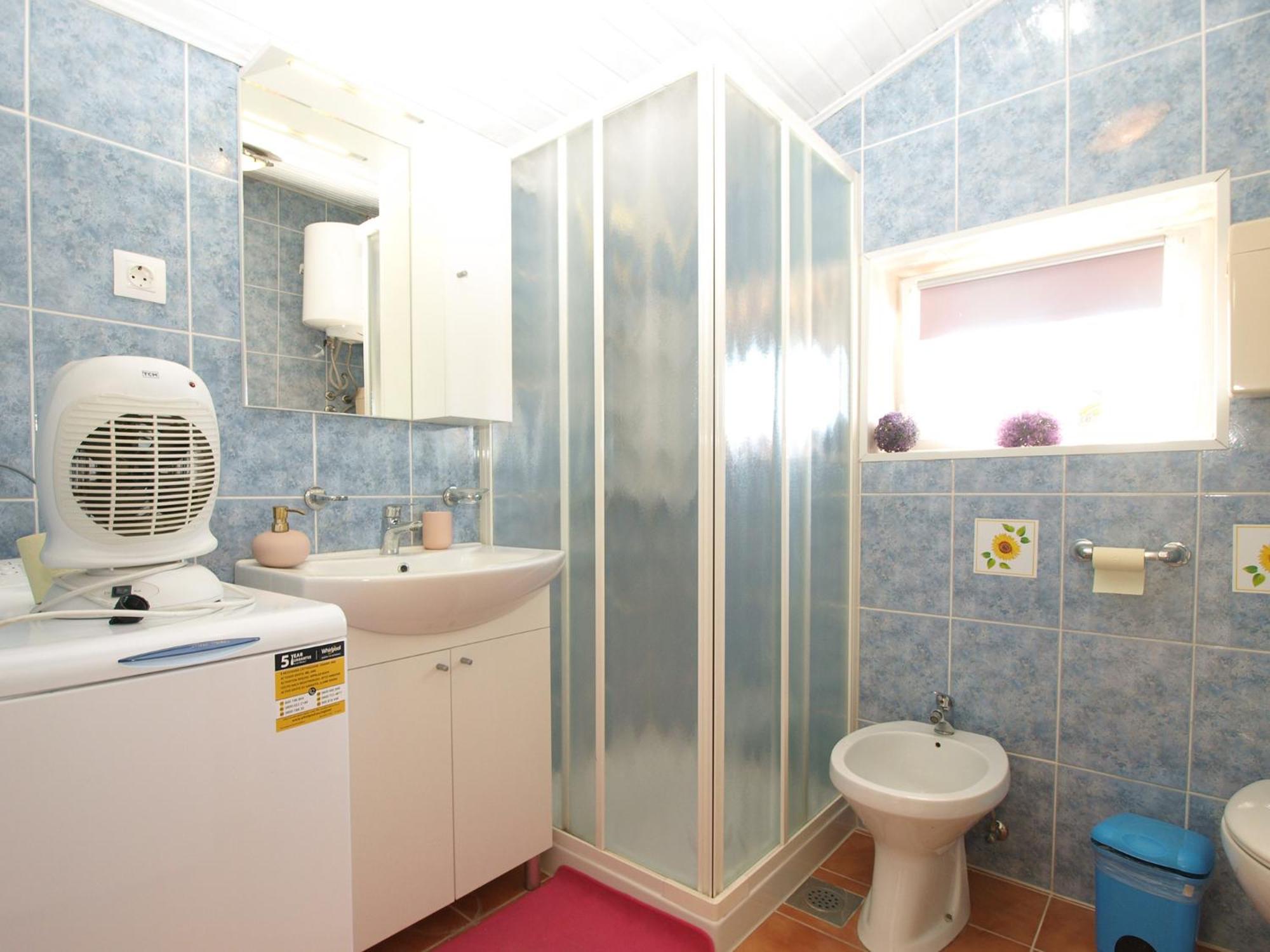 Photo 43