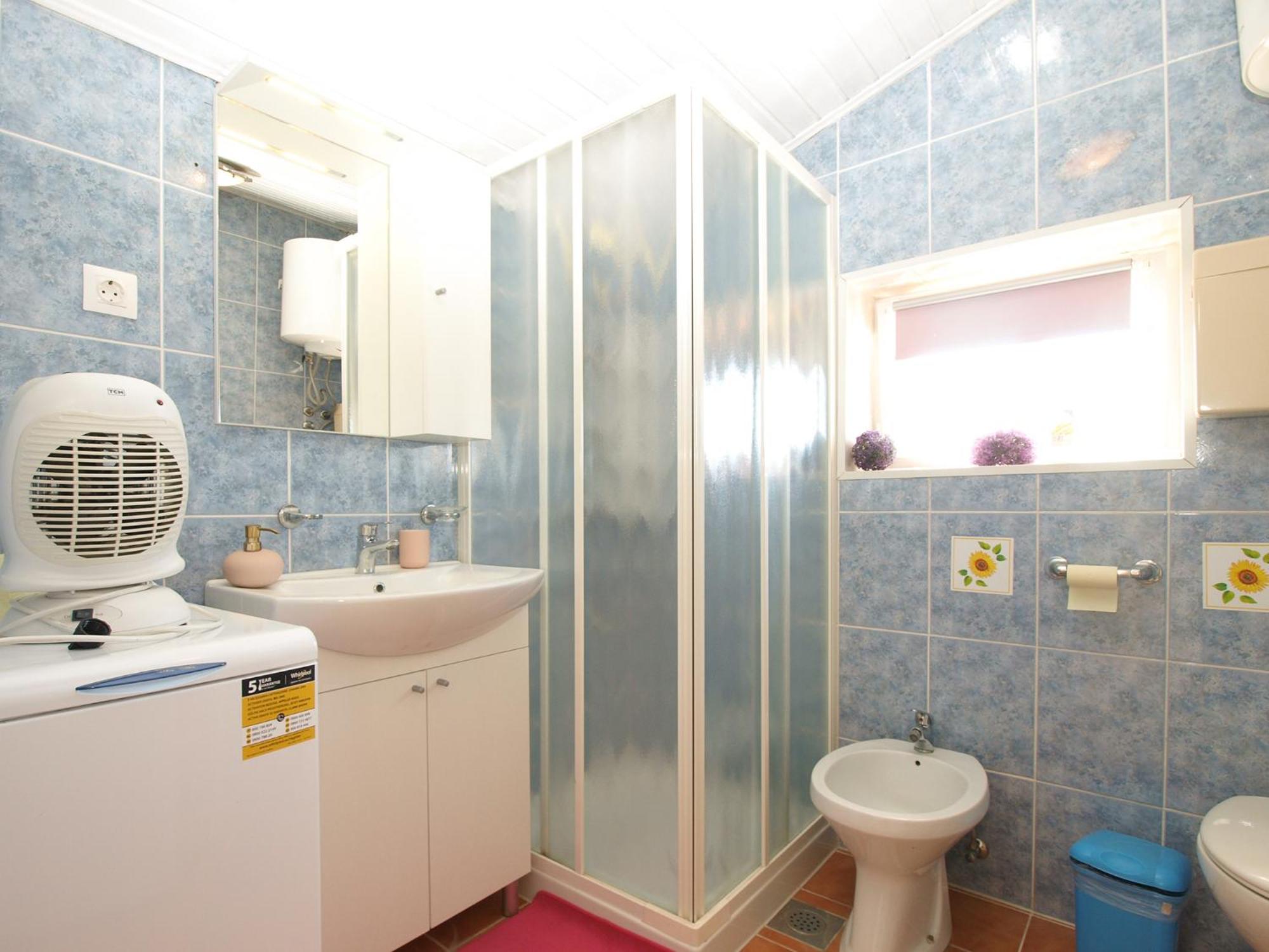 Photo 42