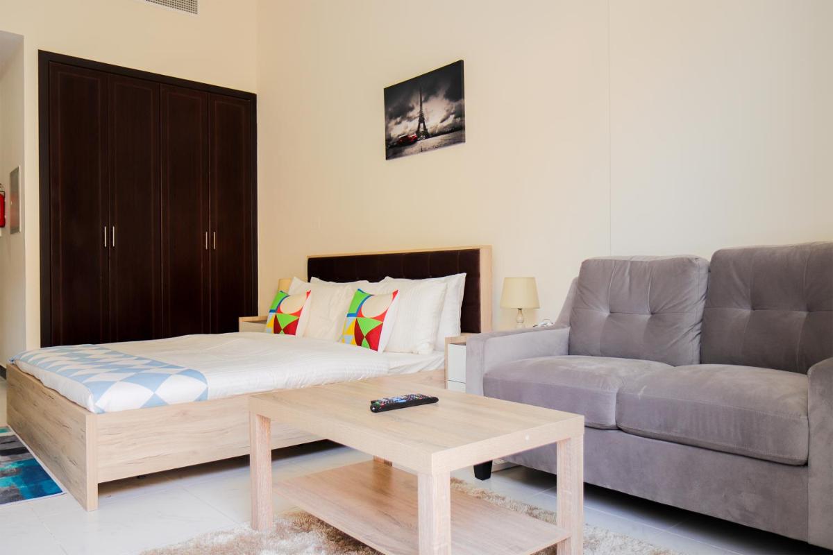 SHH - Furnished Studio in Knight Bridge Court A, JVC