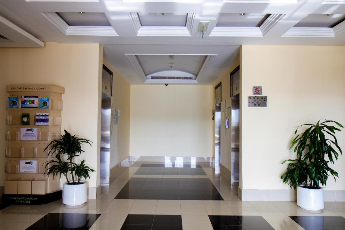 SHH - Furnished Studio in Knight Bridge Court A, JVC