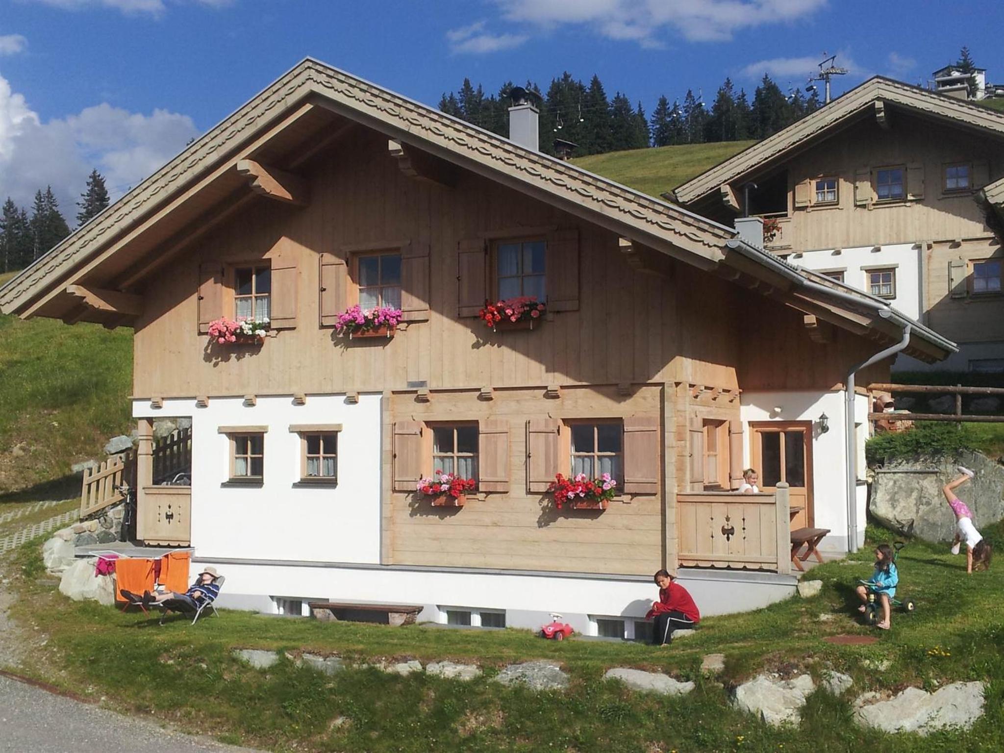 Dreimäderlhaus view 2