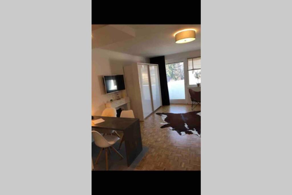 Kaiserreich I - Styrian Hideaway en Graz — hotel room