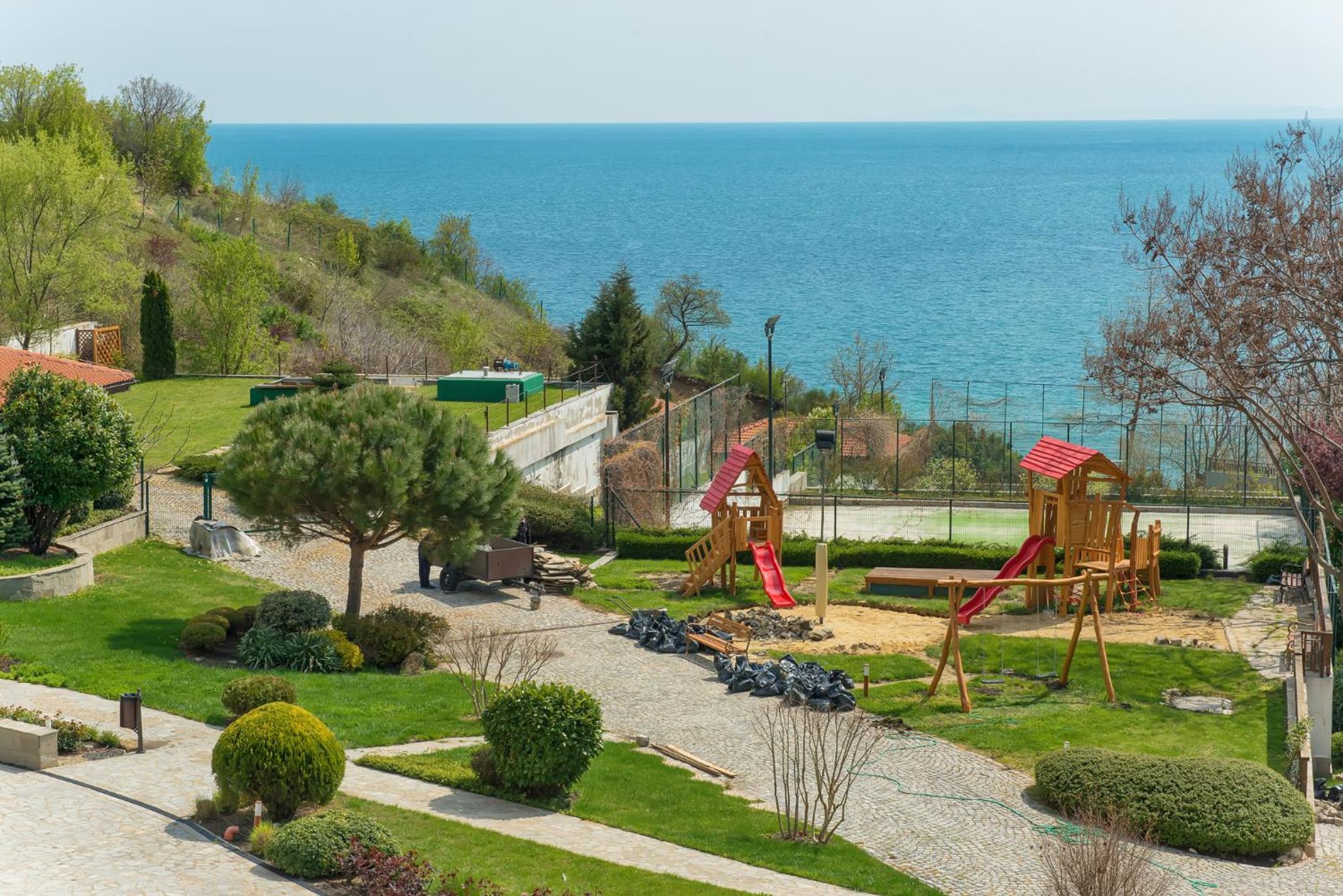 Garden of Eden PMG Apartments