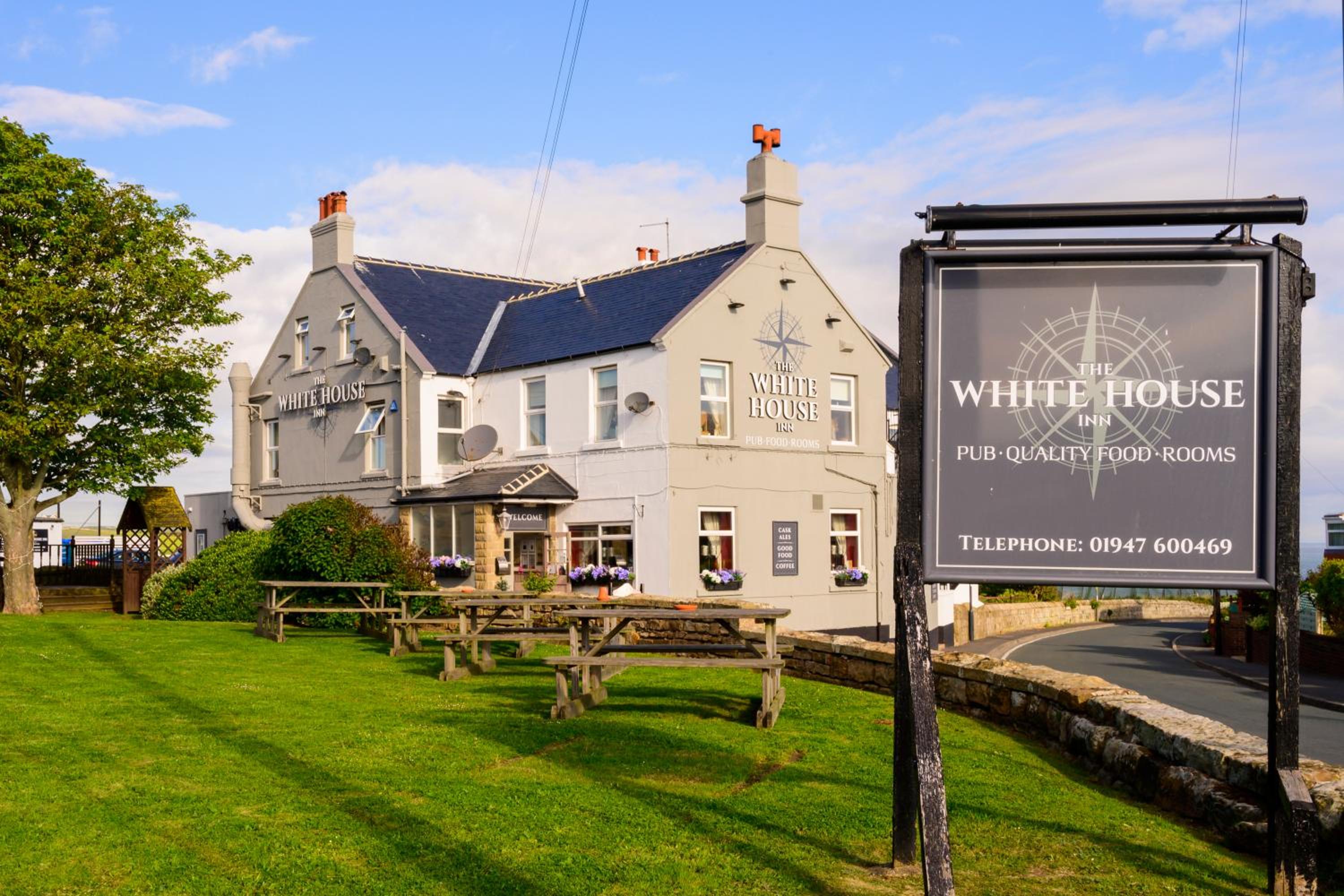 The White House Inn - Whitby view 3