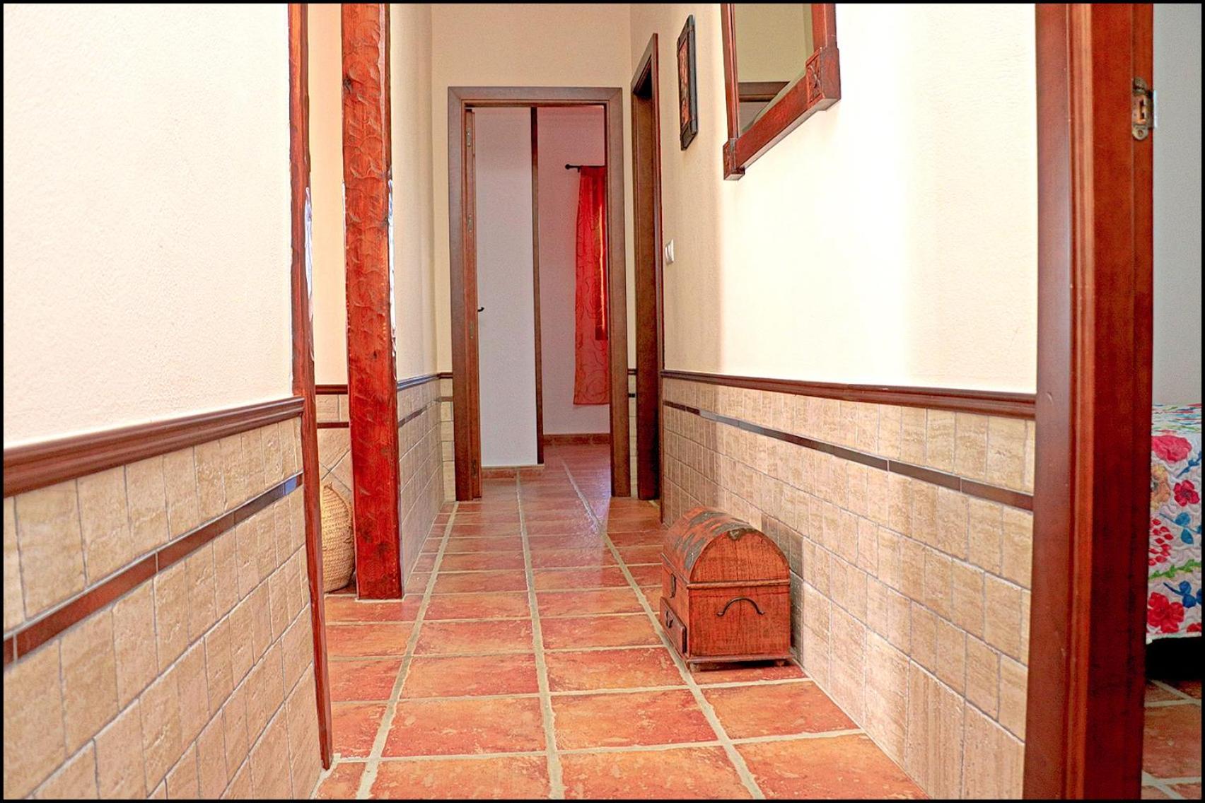 Photo 34