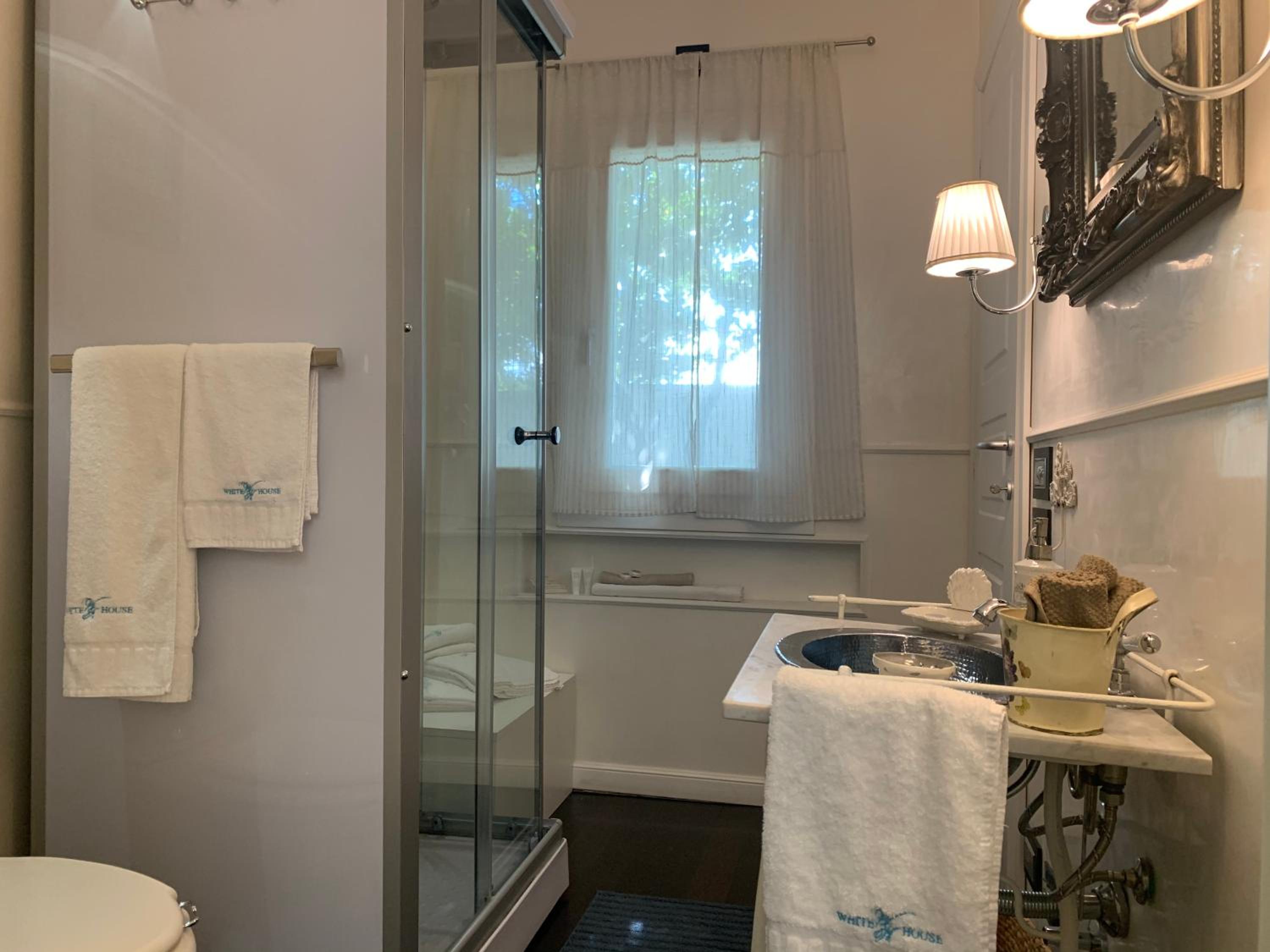 White House Luxury Hospitality