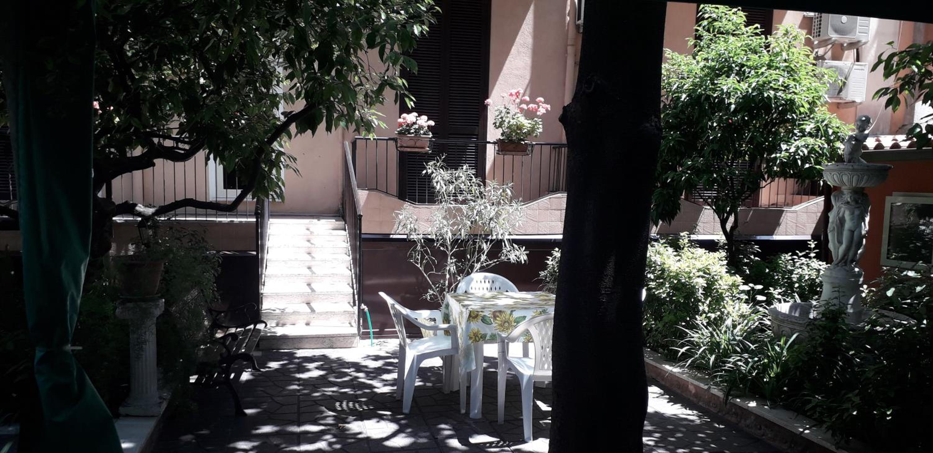 Gioia Guest House