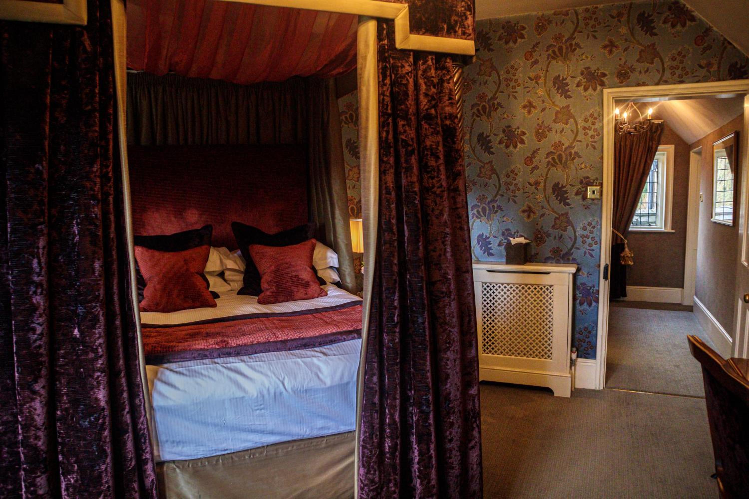 Horley Vacations - Langshott Manor - Luxury Hotel Gatwick - Property Image 62