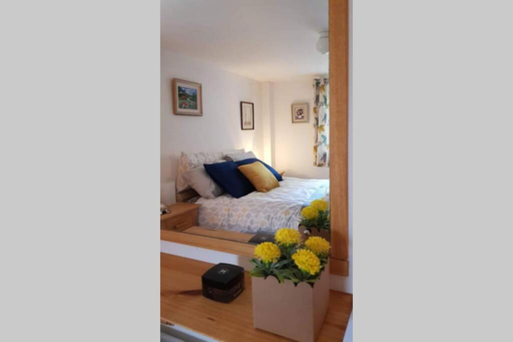 Woodford Guest House in old farm view 5
