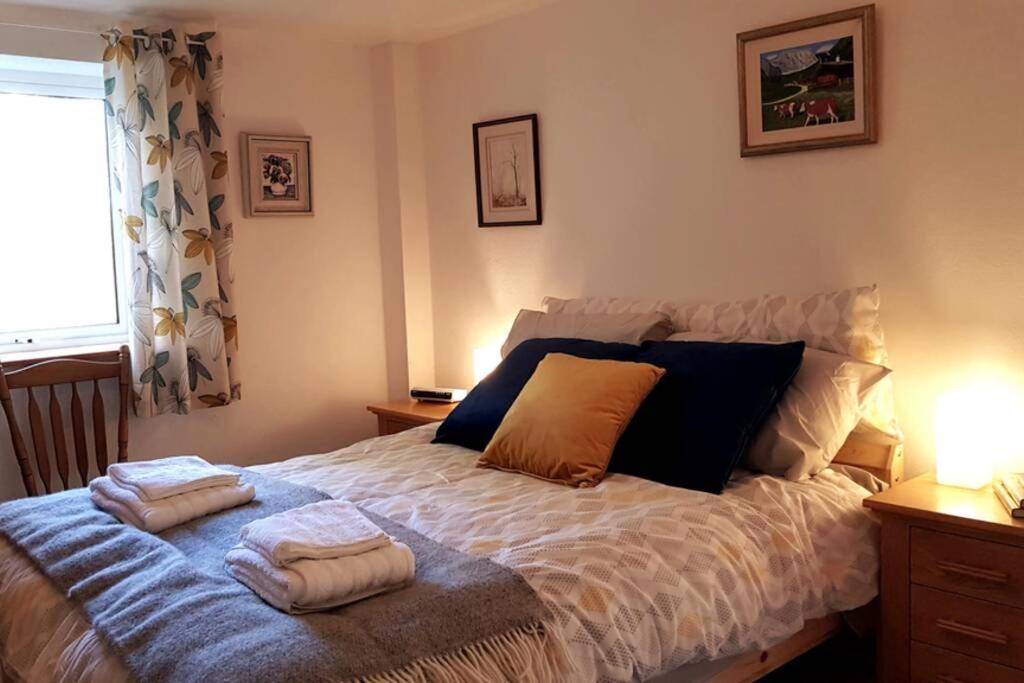 Woodford Guest House in old farm view 4