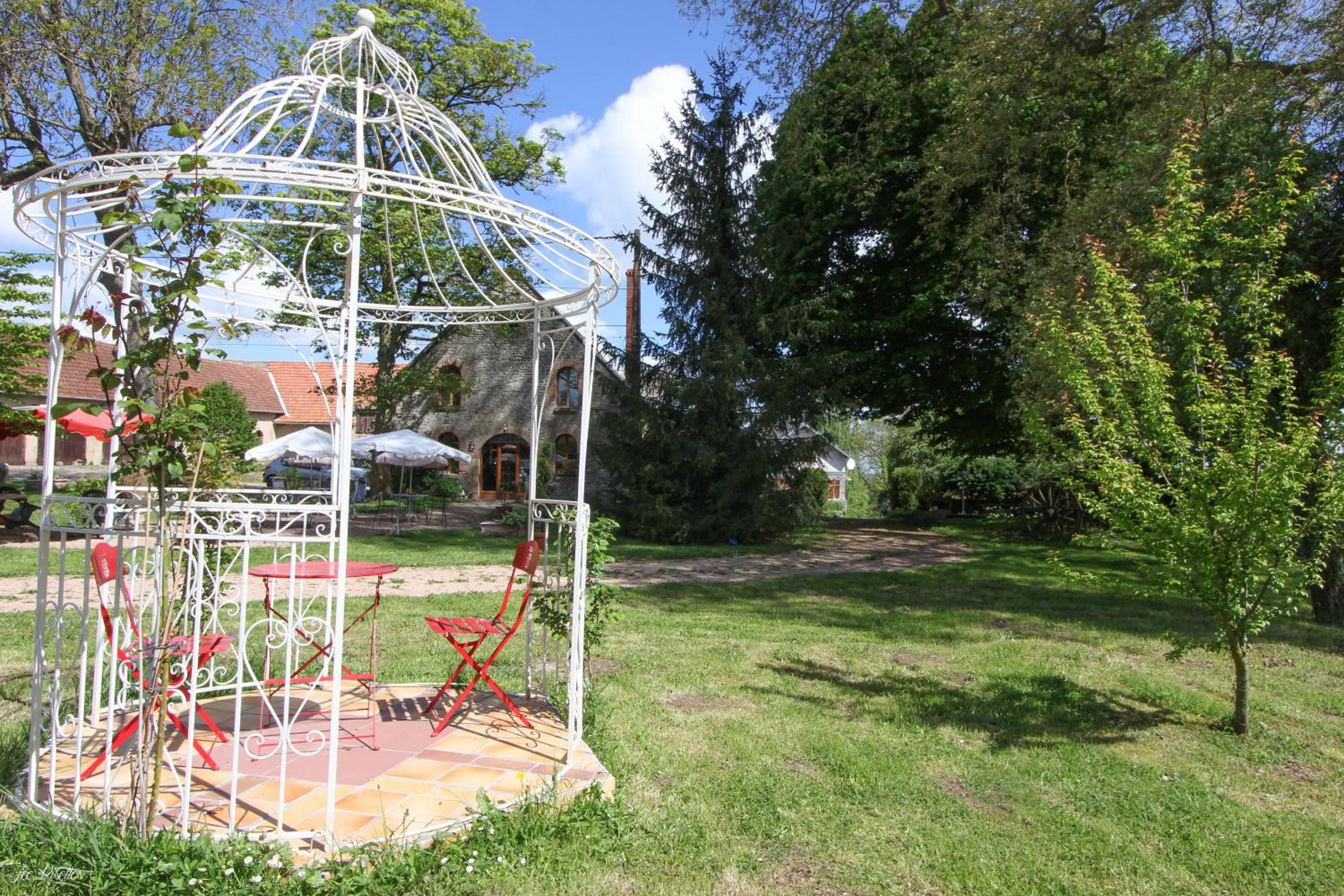 Photo 8