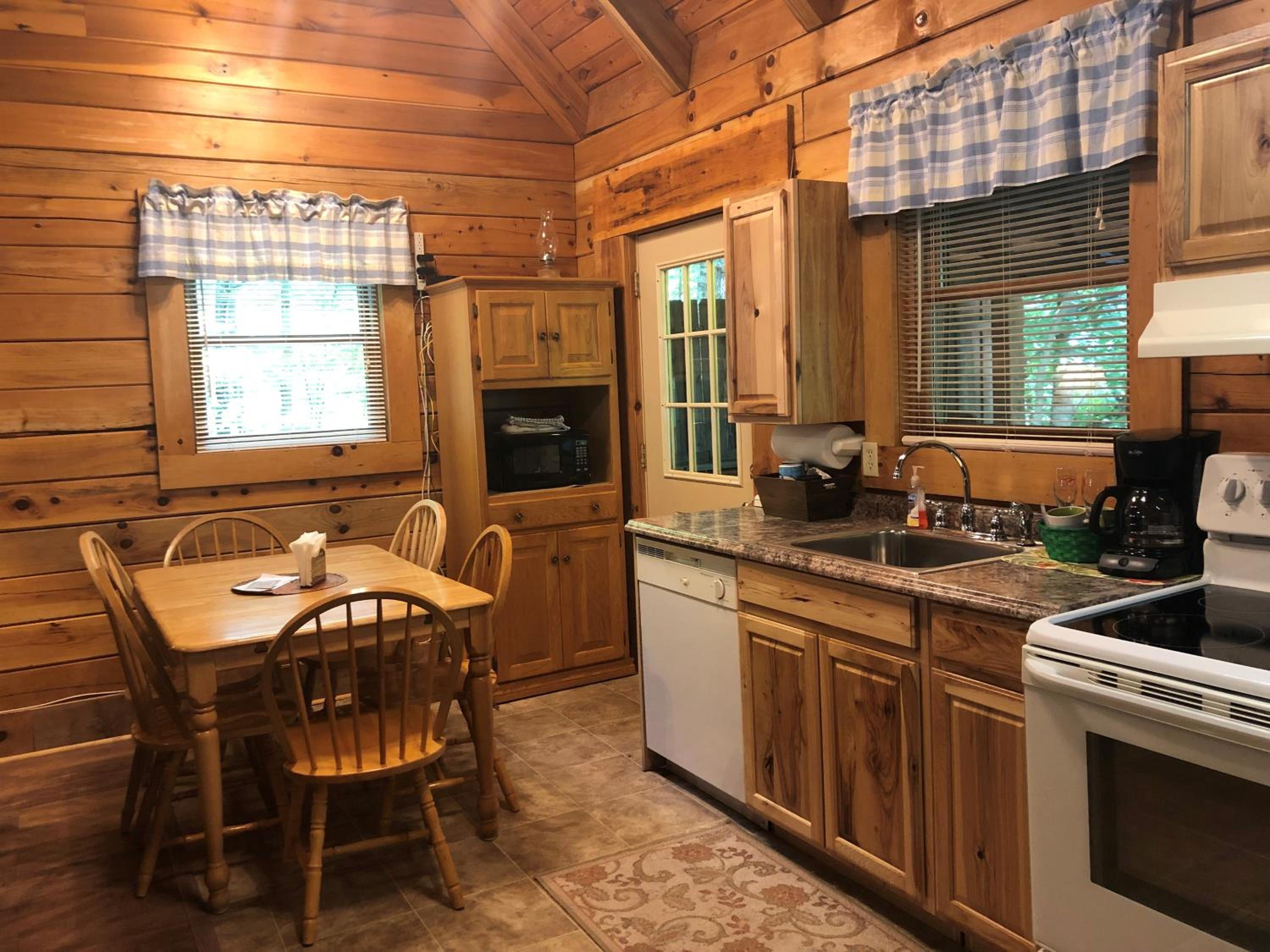 Country Road Cabins