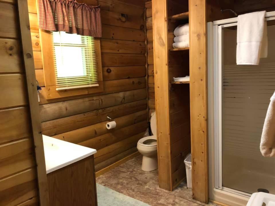 Country Road Cabins