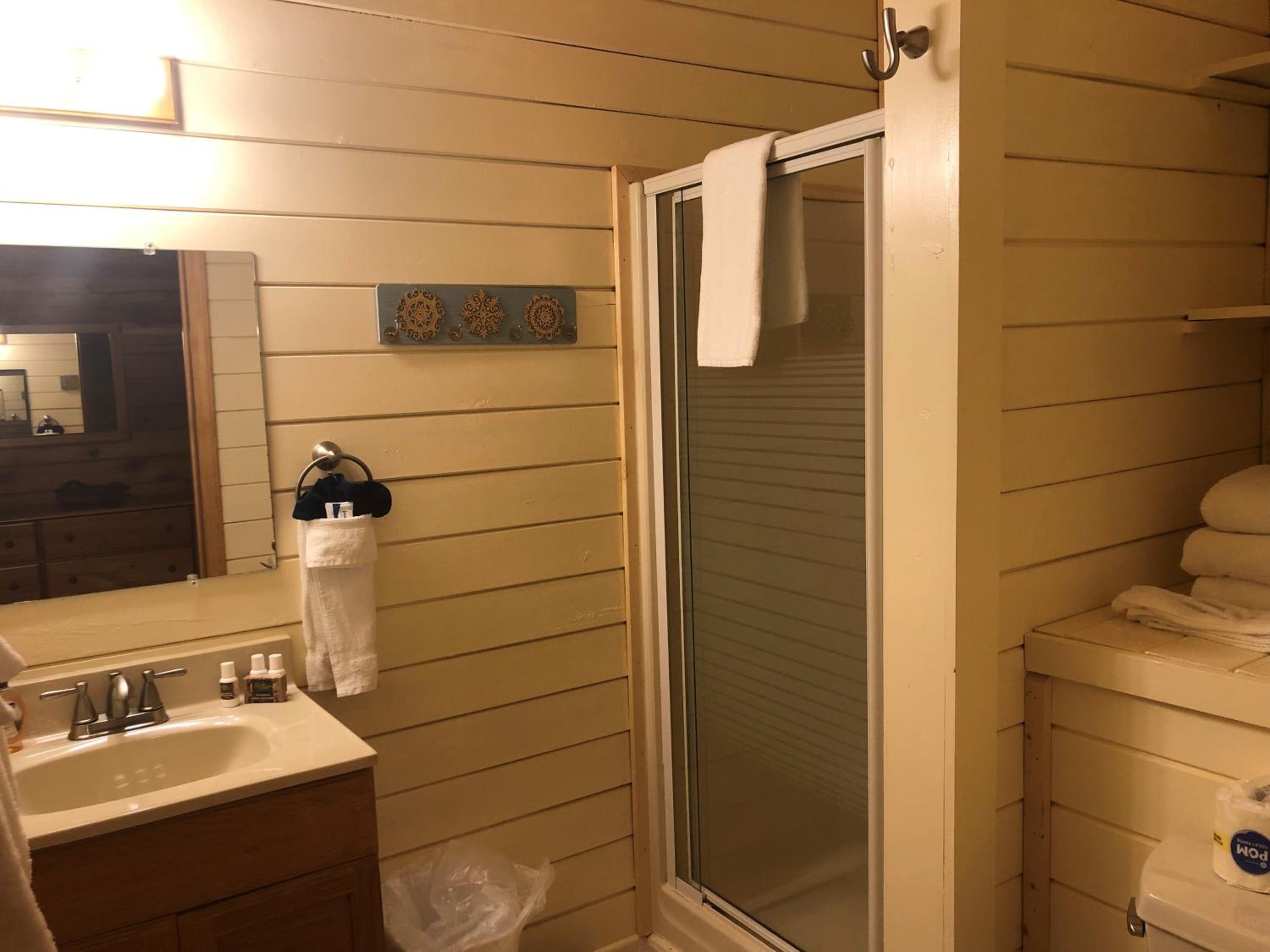 Country Road Cabins