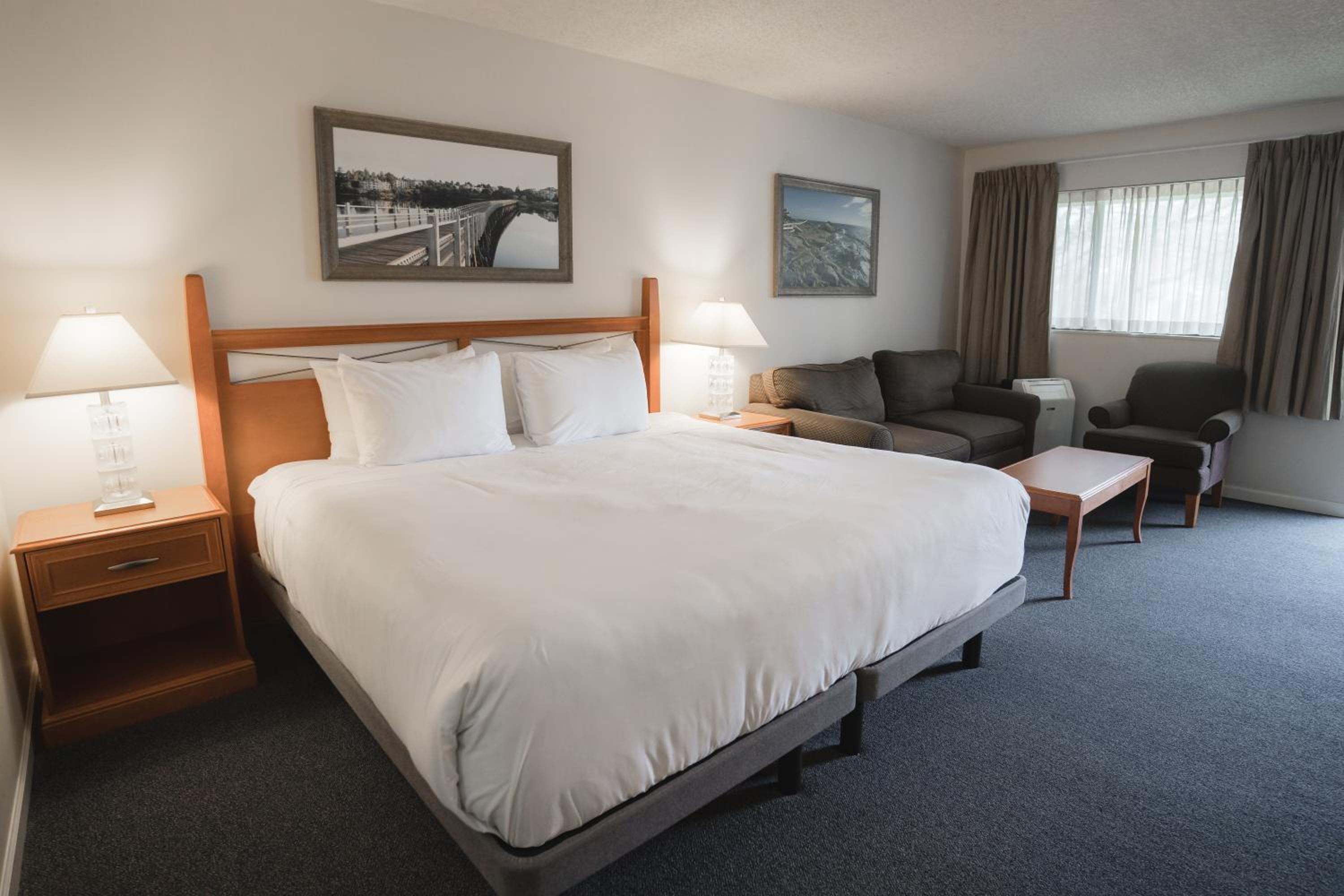 Robin Hood Inn and Suites