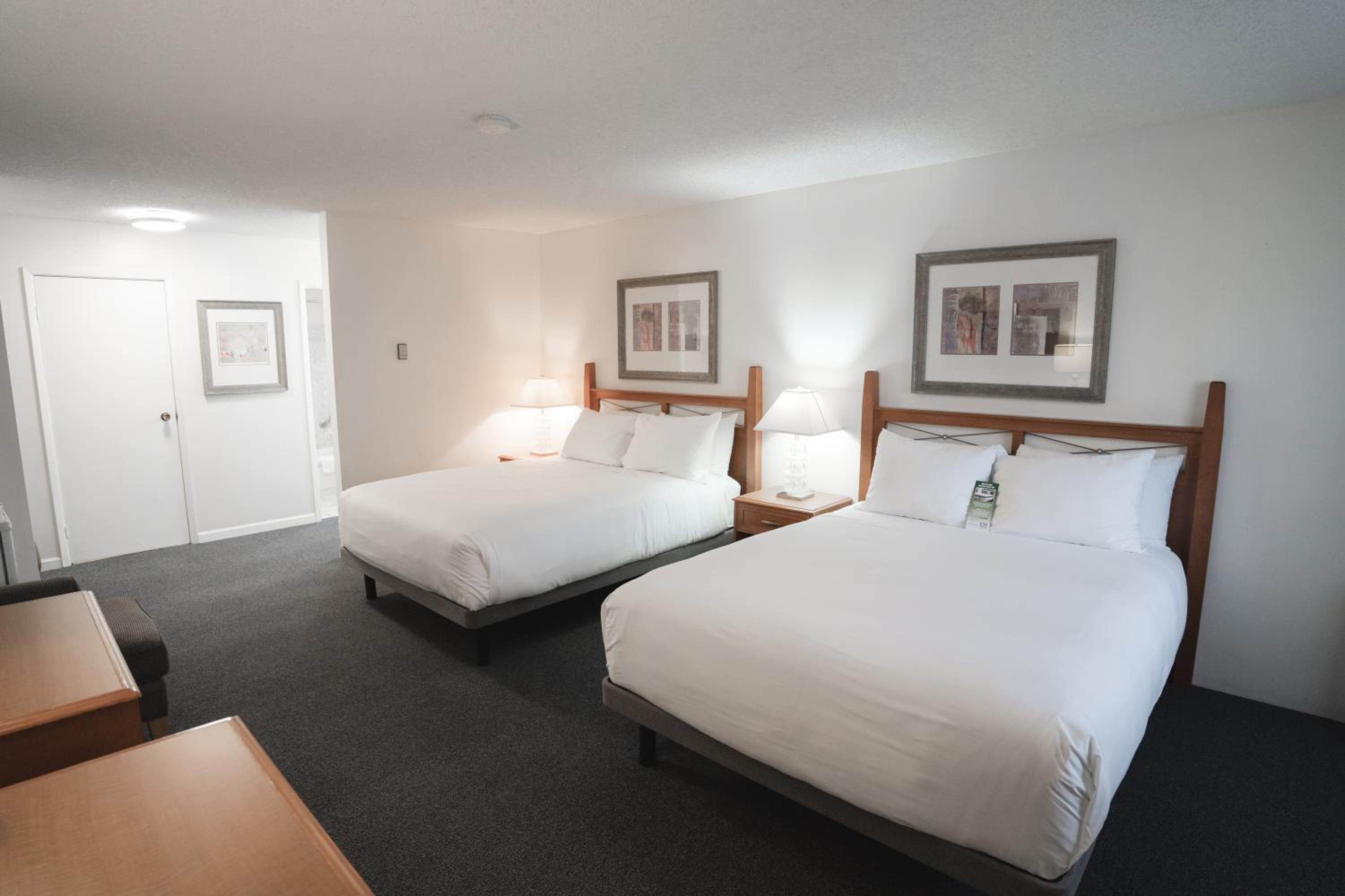 Robin Hood Inn and Suites