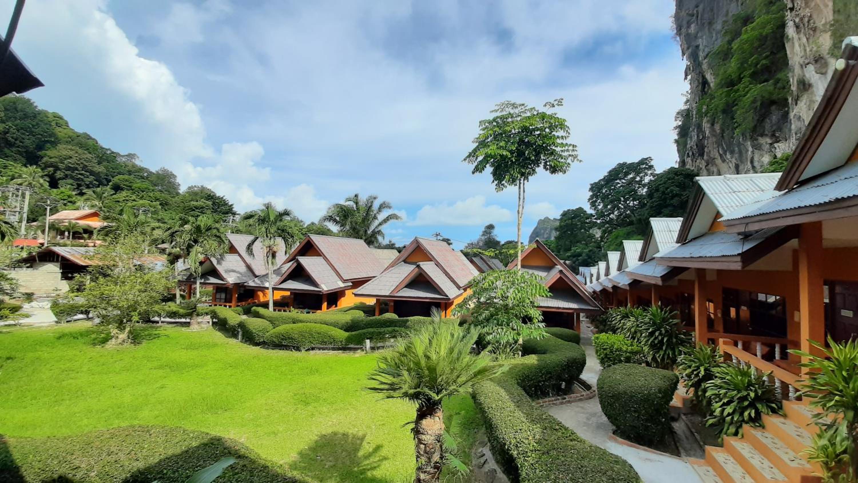 Diamond Cave Resort