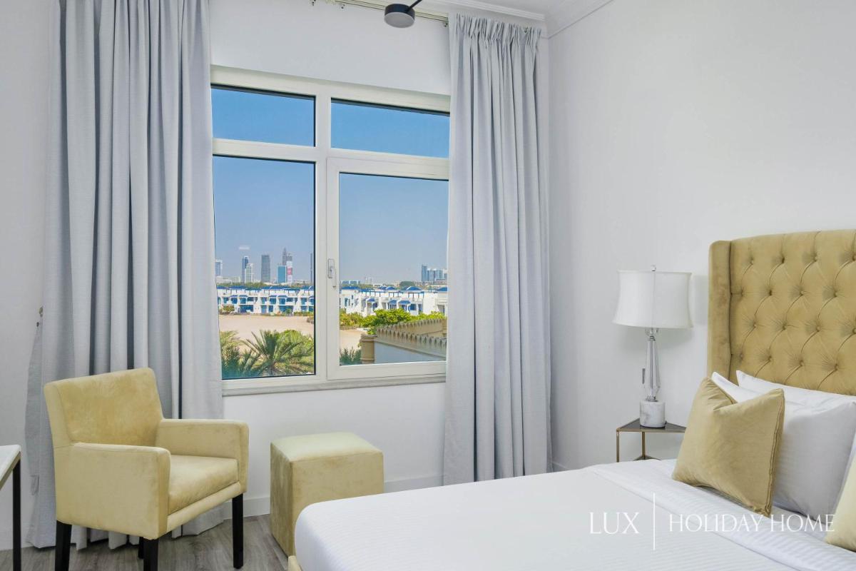 LUX - The Shoreline Beach House