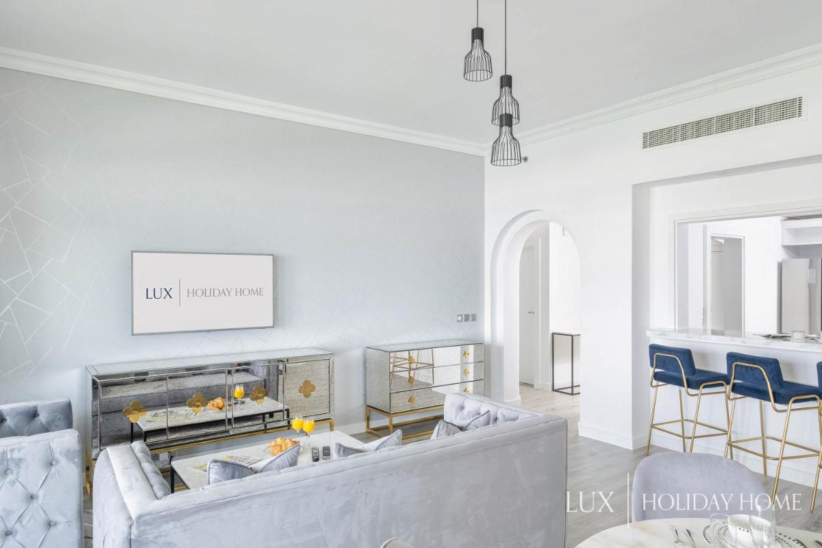 LUX - The Shoreline Beach House