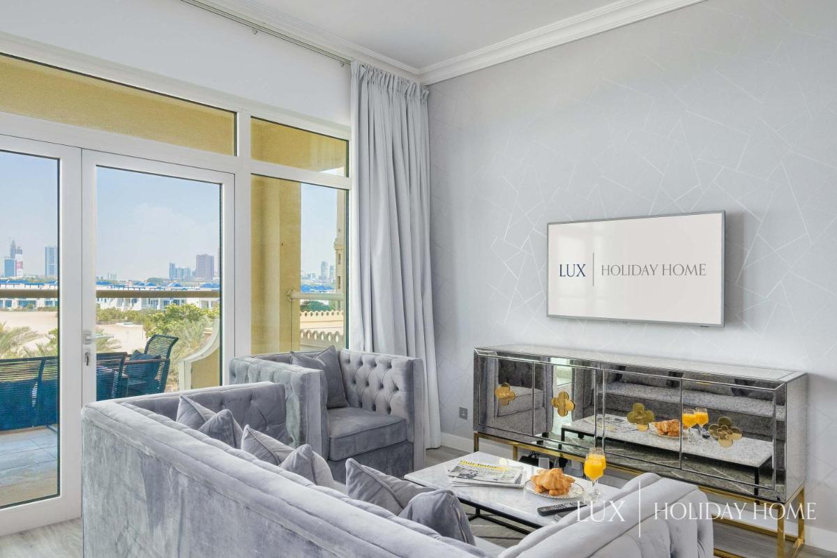 LUX - The Shoreline Beach House