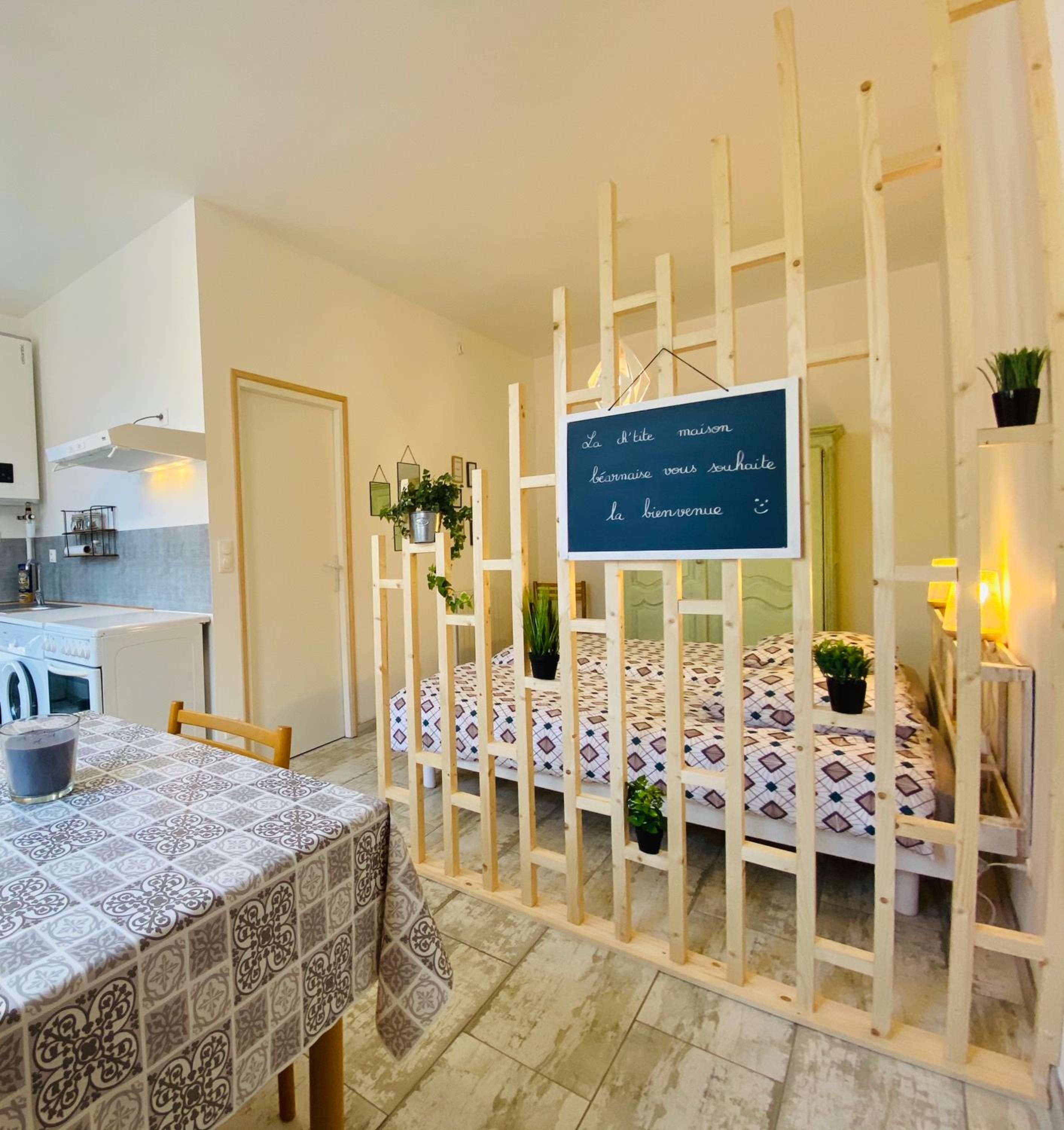 La Chtite Maison Béarnaise view 2