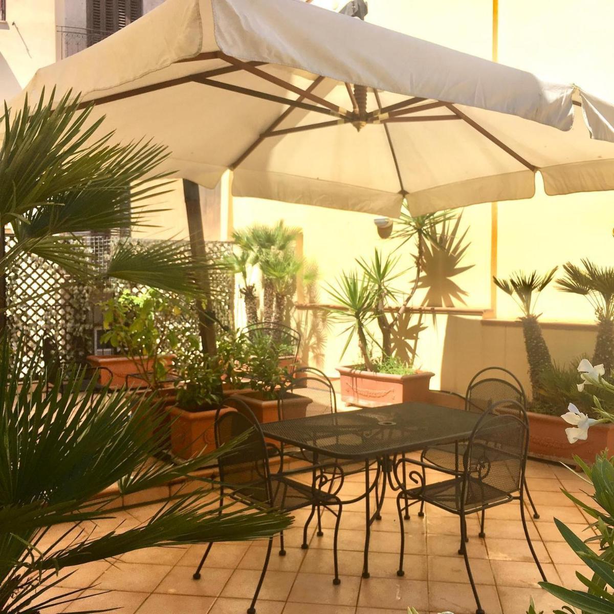 Real Teatro Apartment photo 3