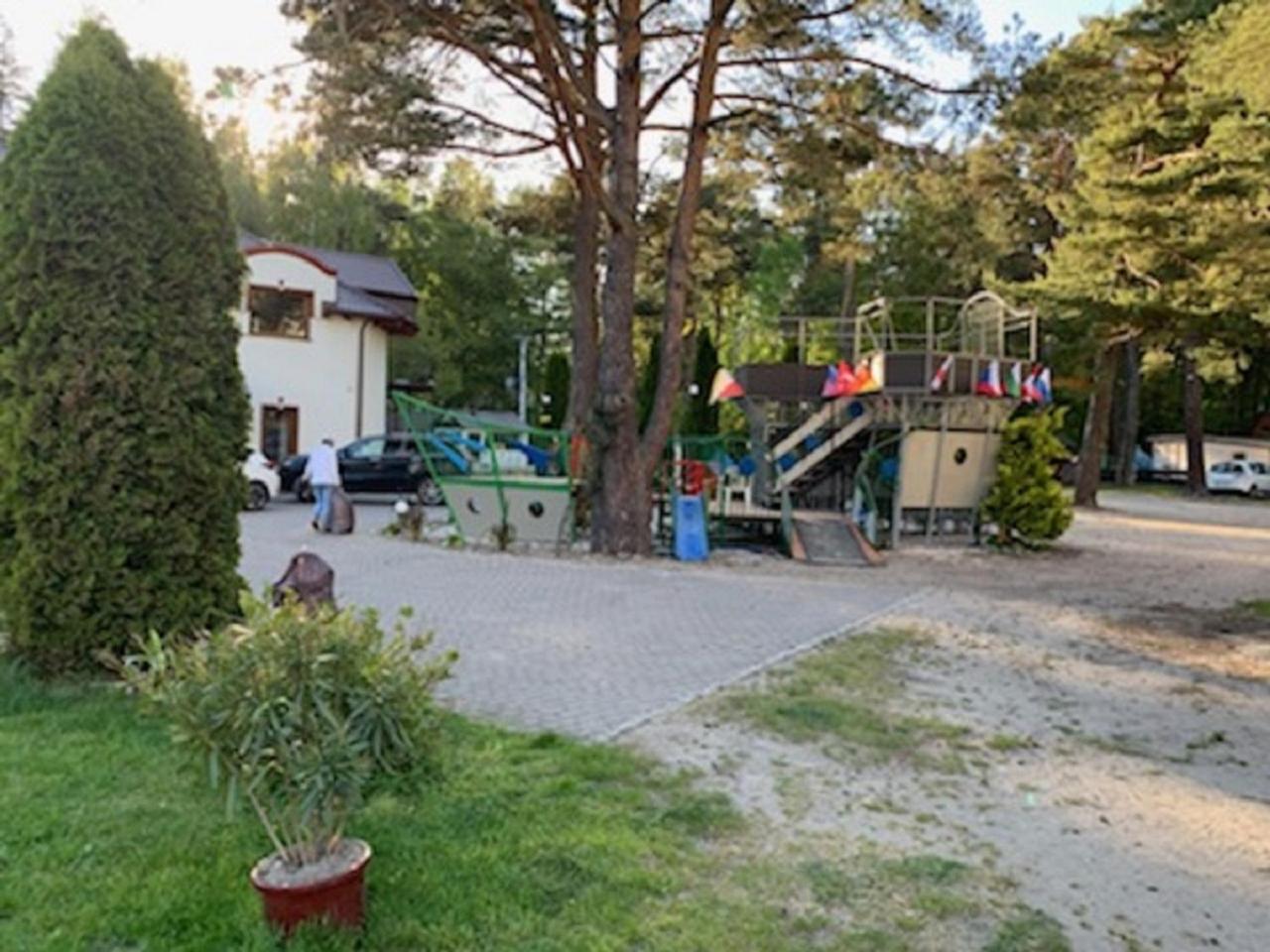 Photo 13