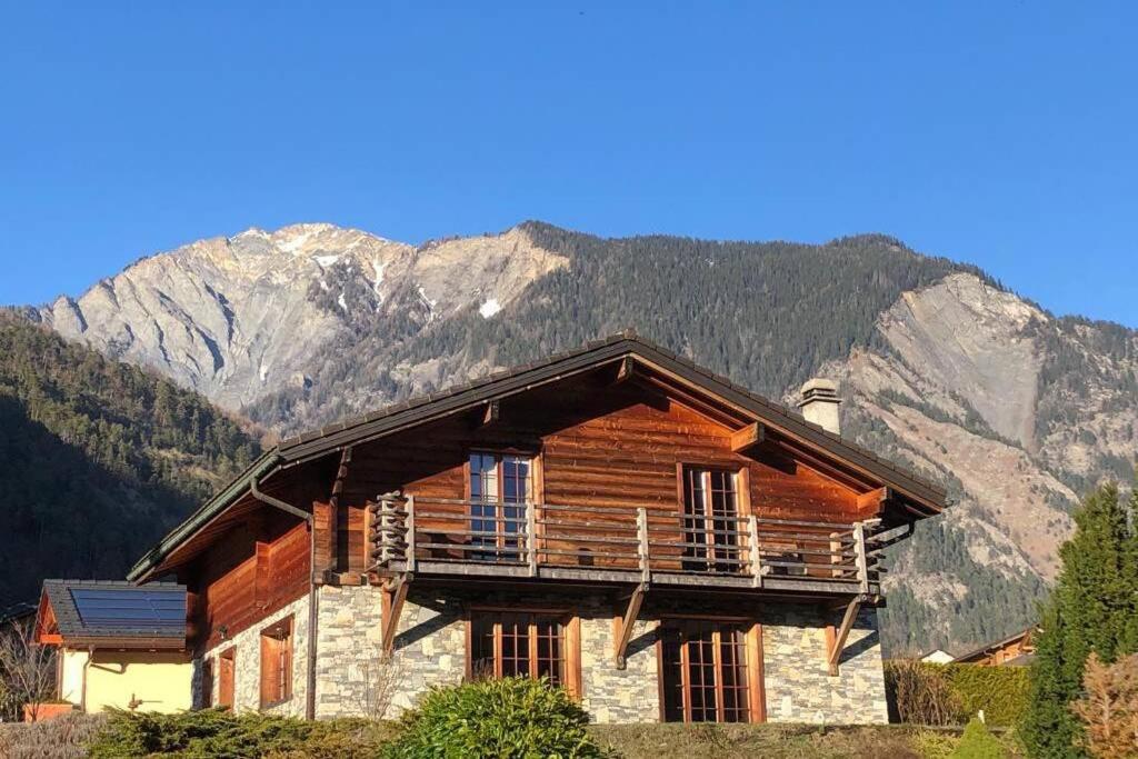 Chalet Edelweiss - Verbier, Mountain Views, Jacuzzi! view 3