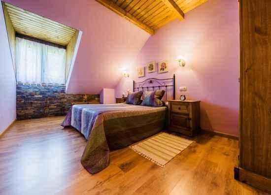 Apartamentos Rurales L´Abiseu