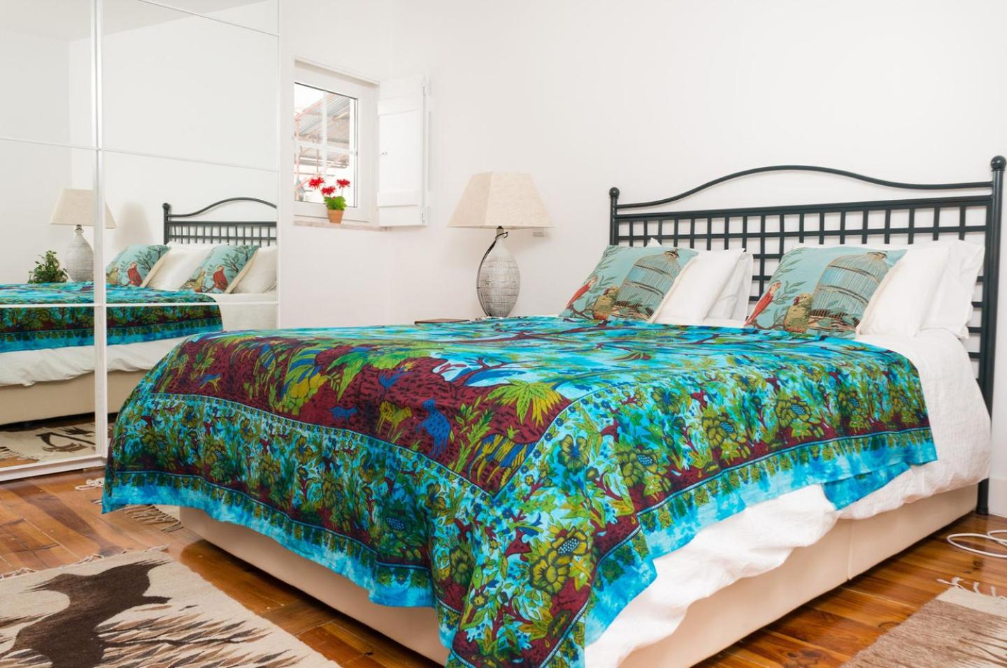 Stylish Lisbon Apartment in Alfama w/ Heating