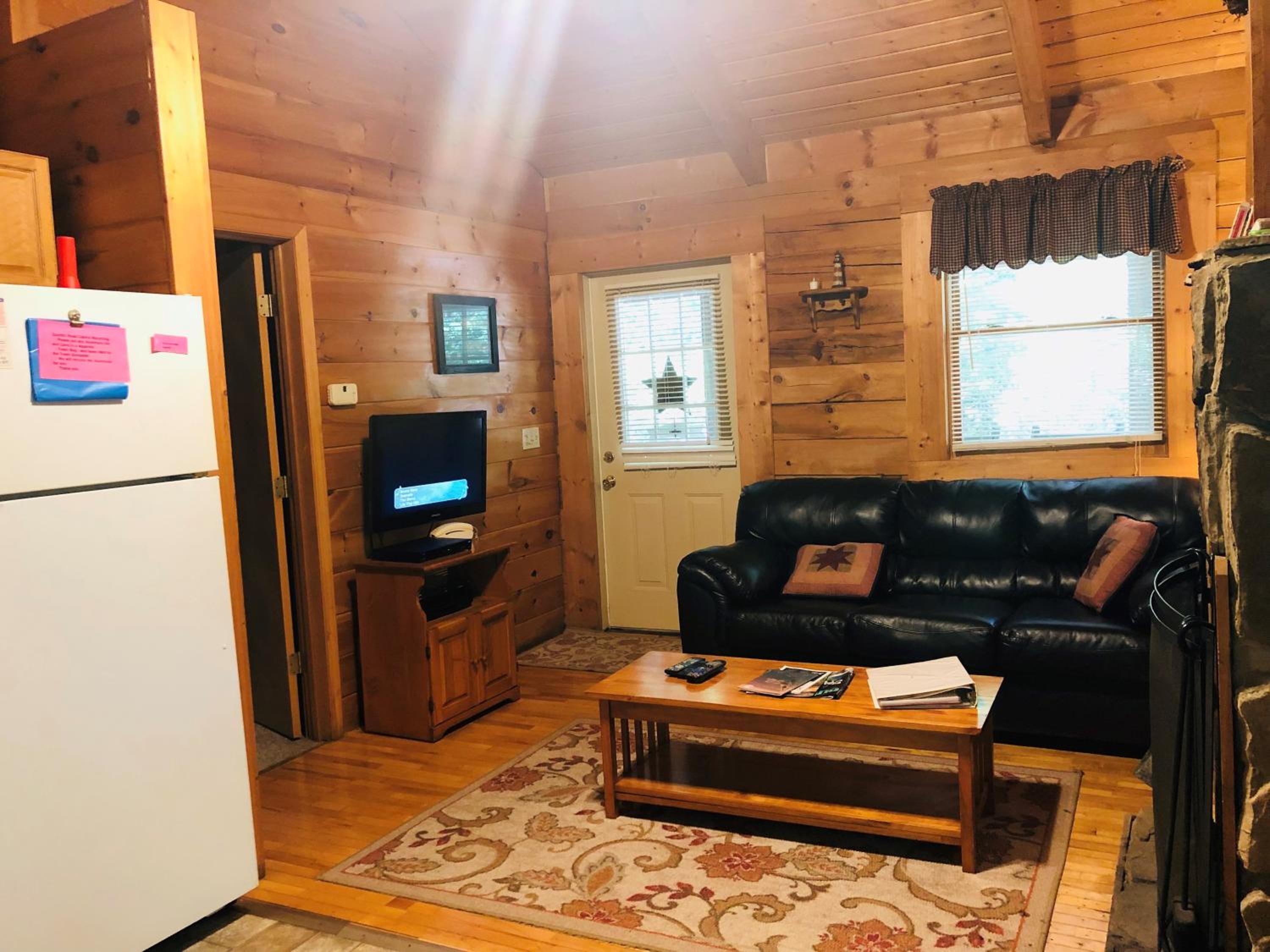Country Road Cabins