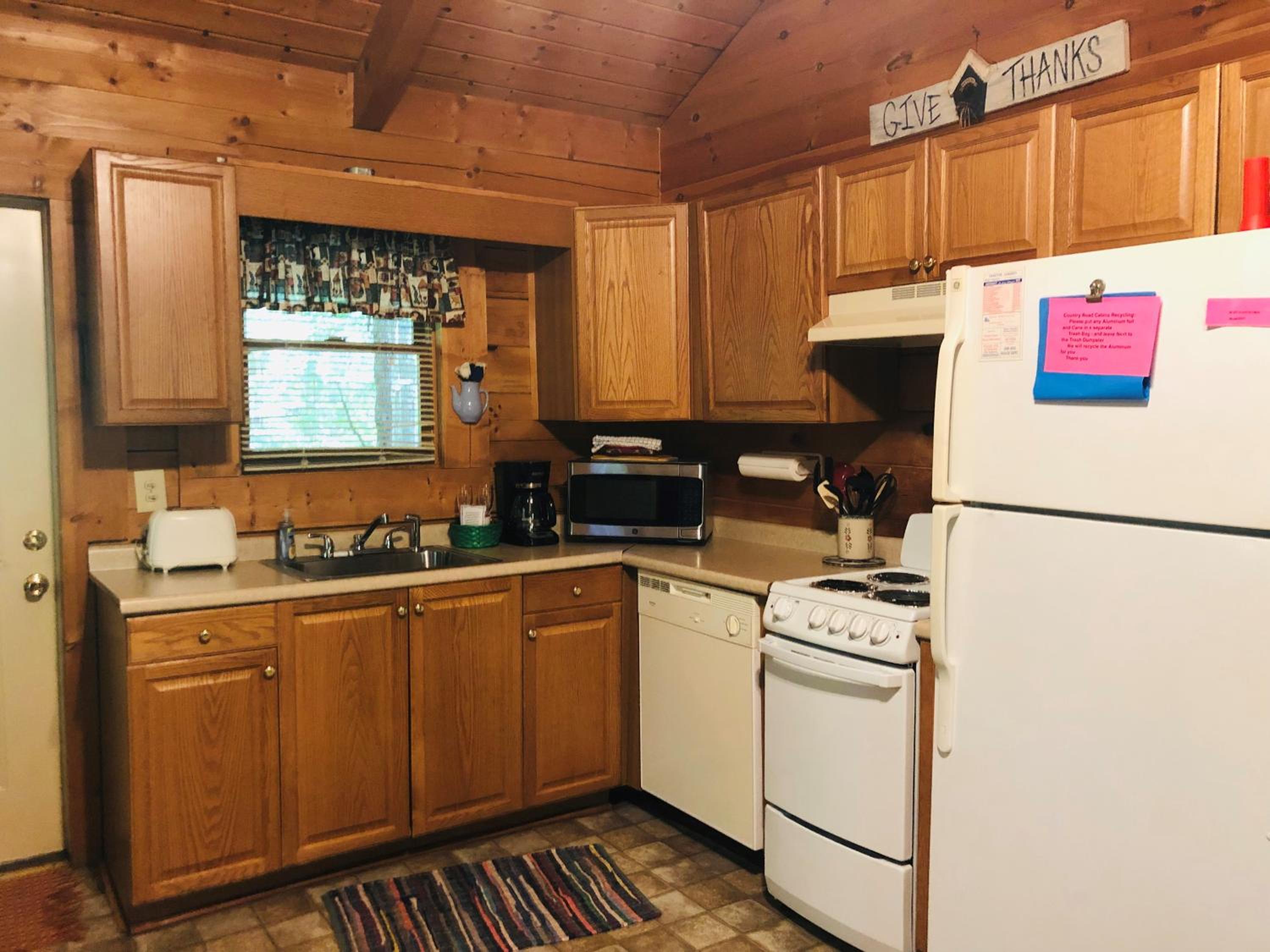 Country Road Cabins
