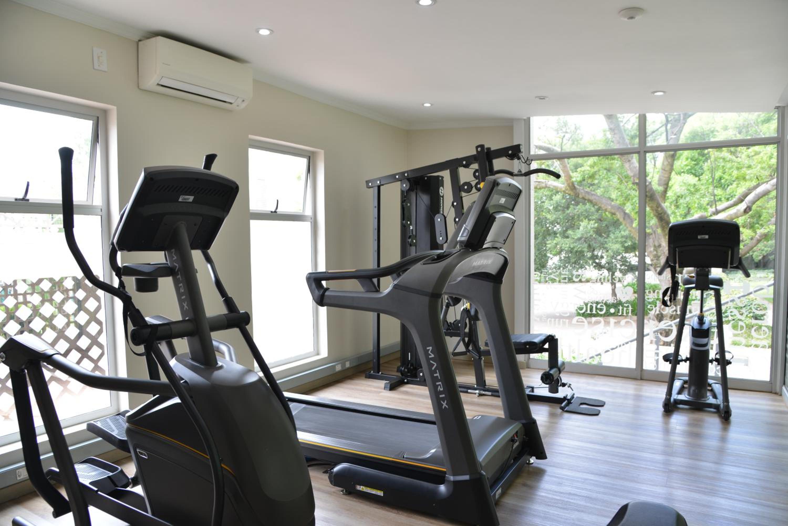 Johannesburg Vacations - Courtyard Hotel Sandton - Property Image 2
