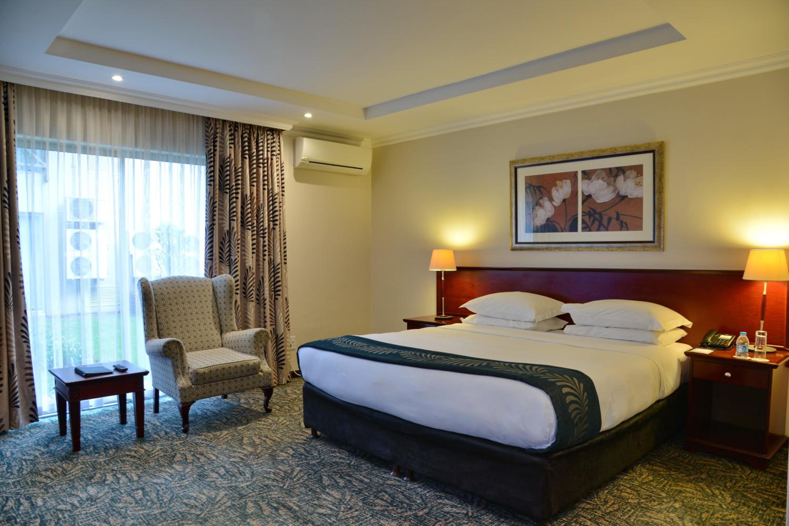 Johannesburg Vacations - Courtyard Hotel Sandton - Property Image 4