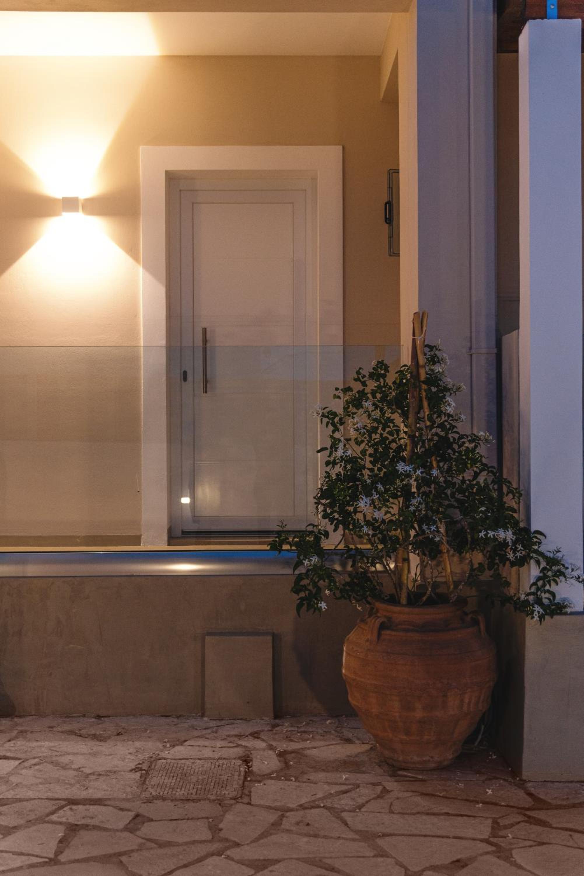 Christa Luxury Apartments photo 3