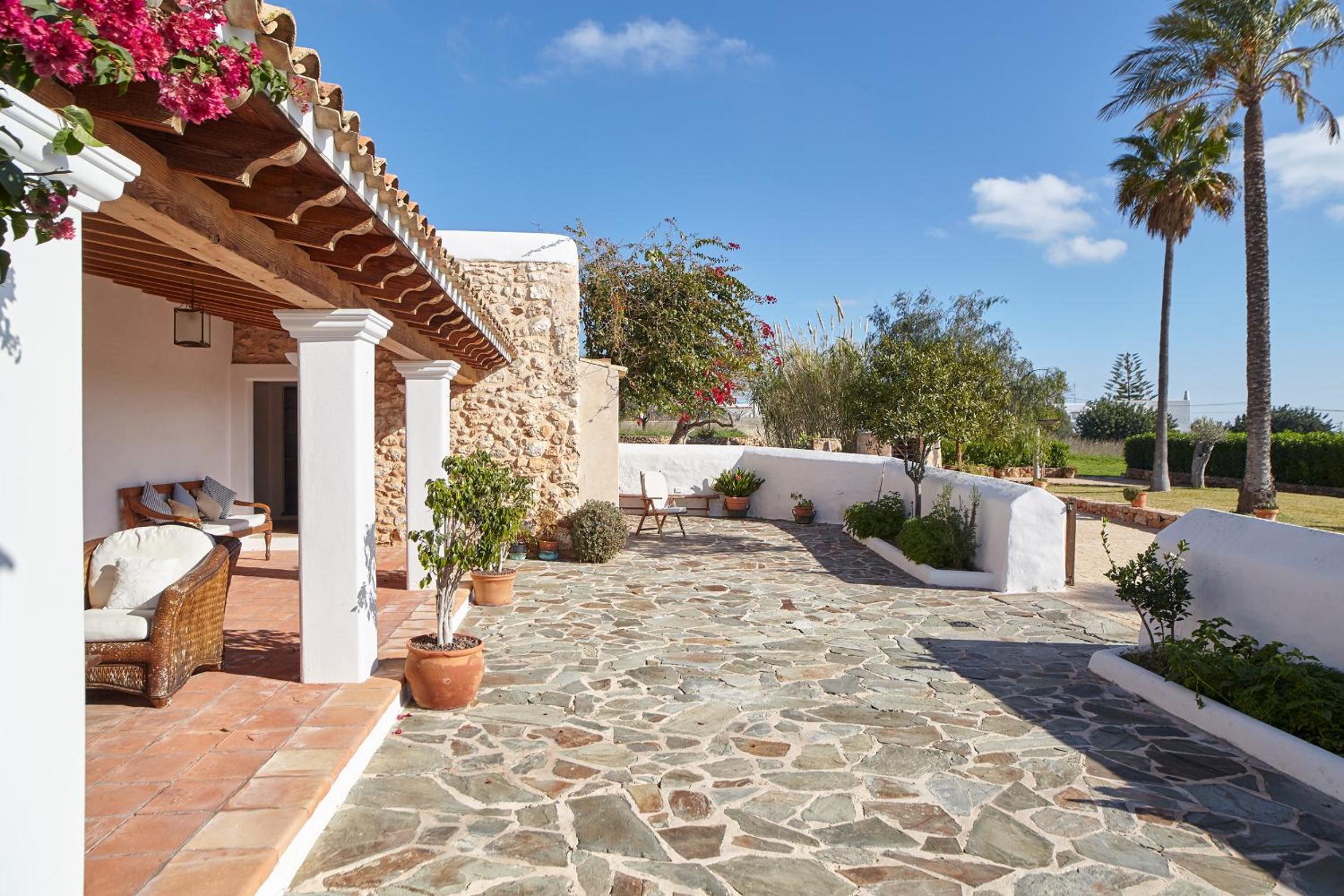 Photo 73