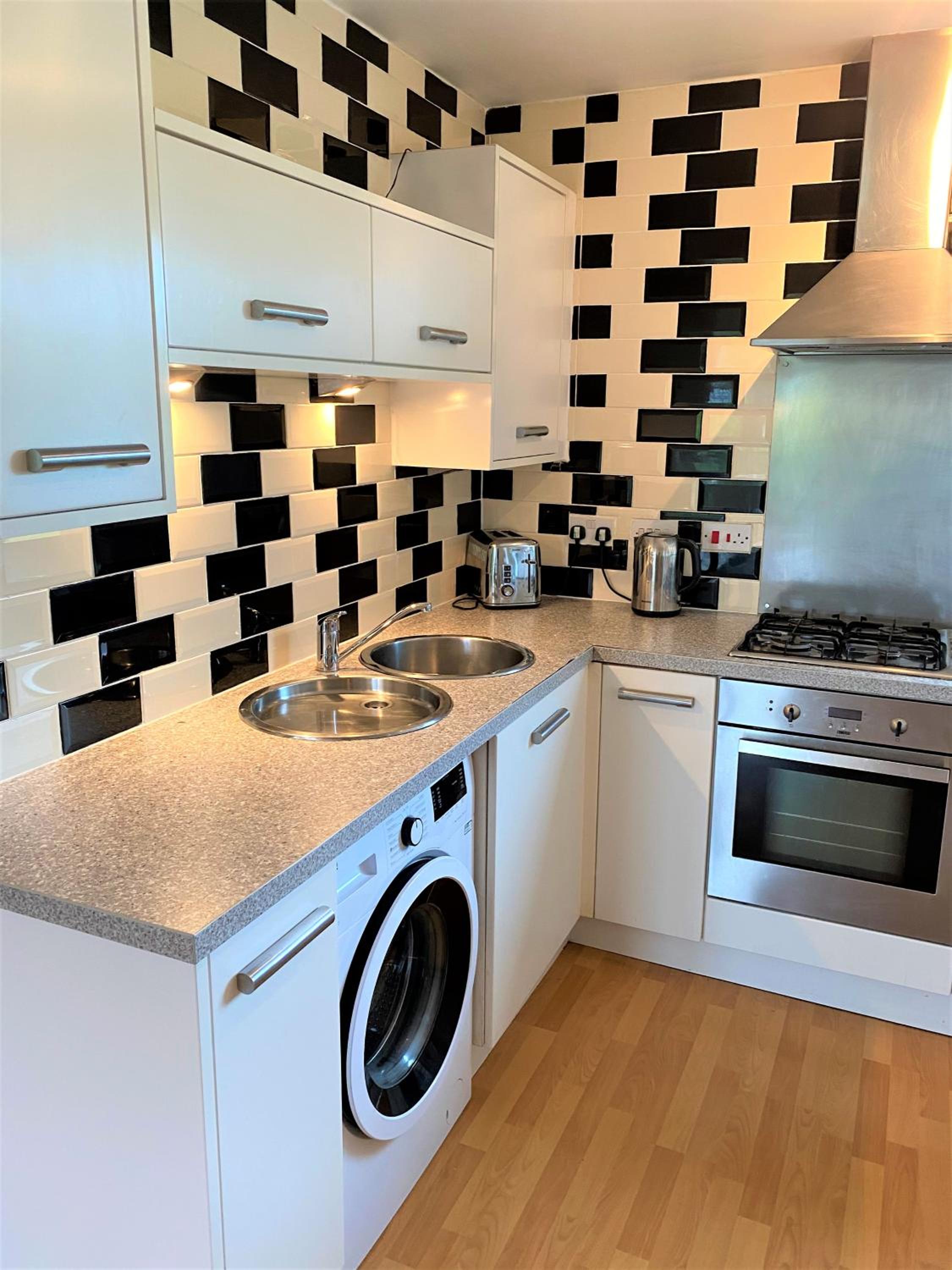Firpark City Apartment - 2 Bedrooms view 4
