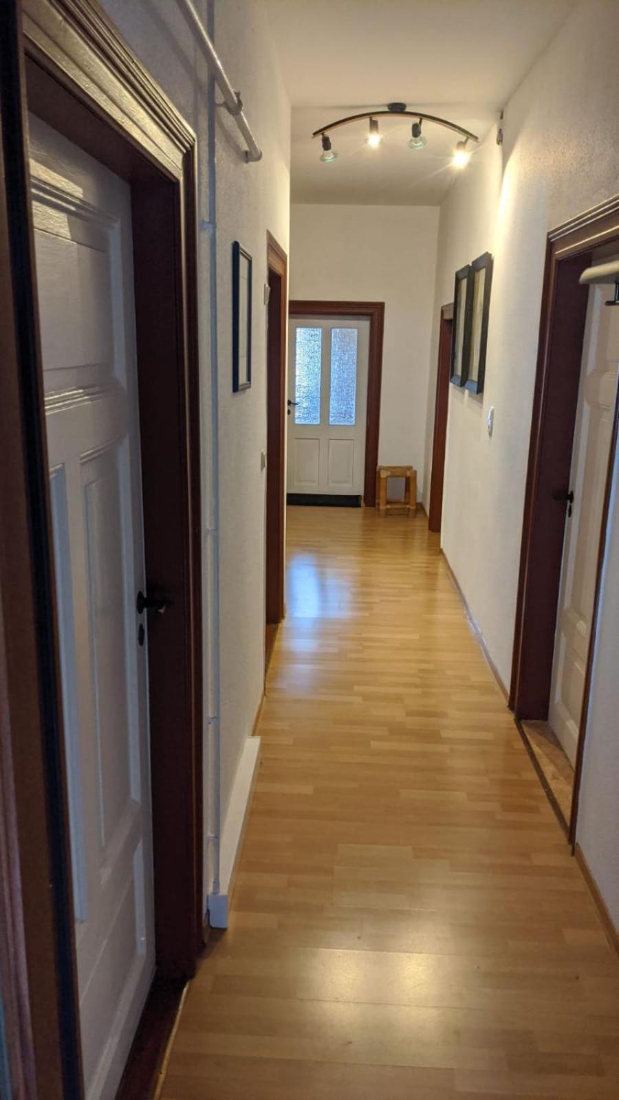 Photo 34