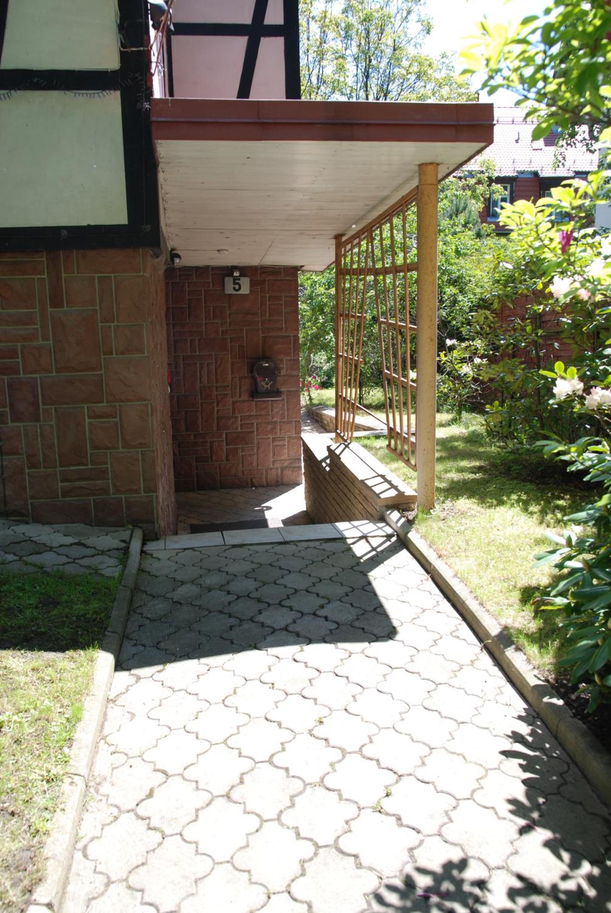 Photo 25