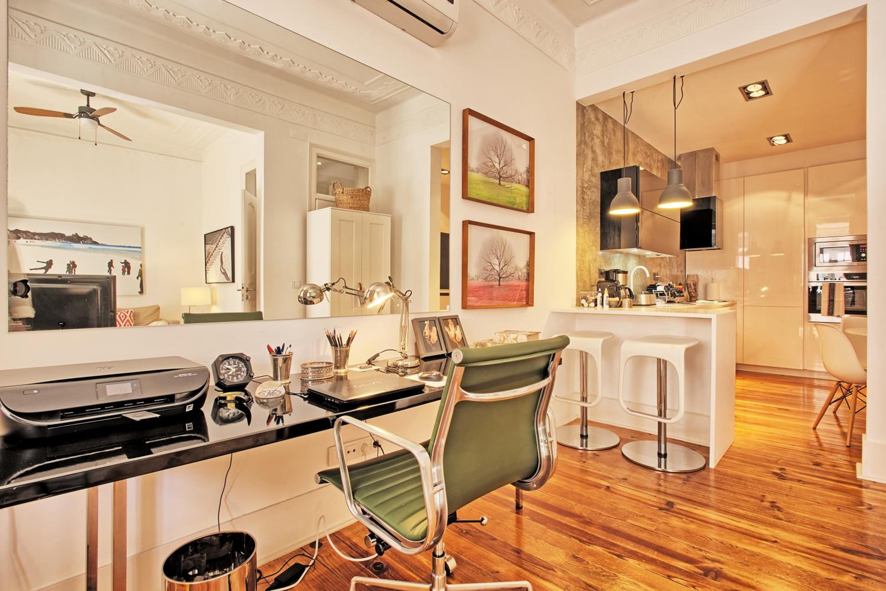 Amoreiras Luxurious by Lisbon Village Apartments view 2