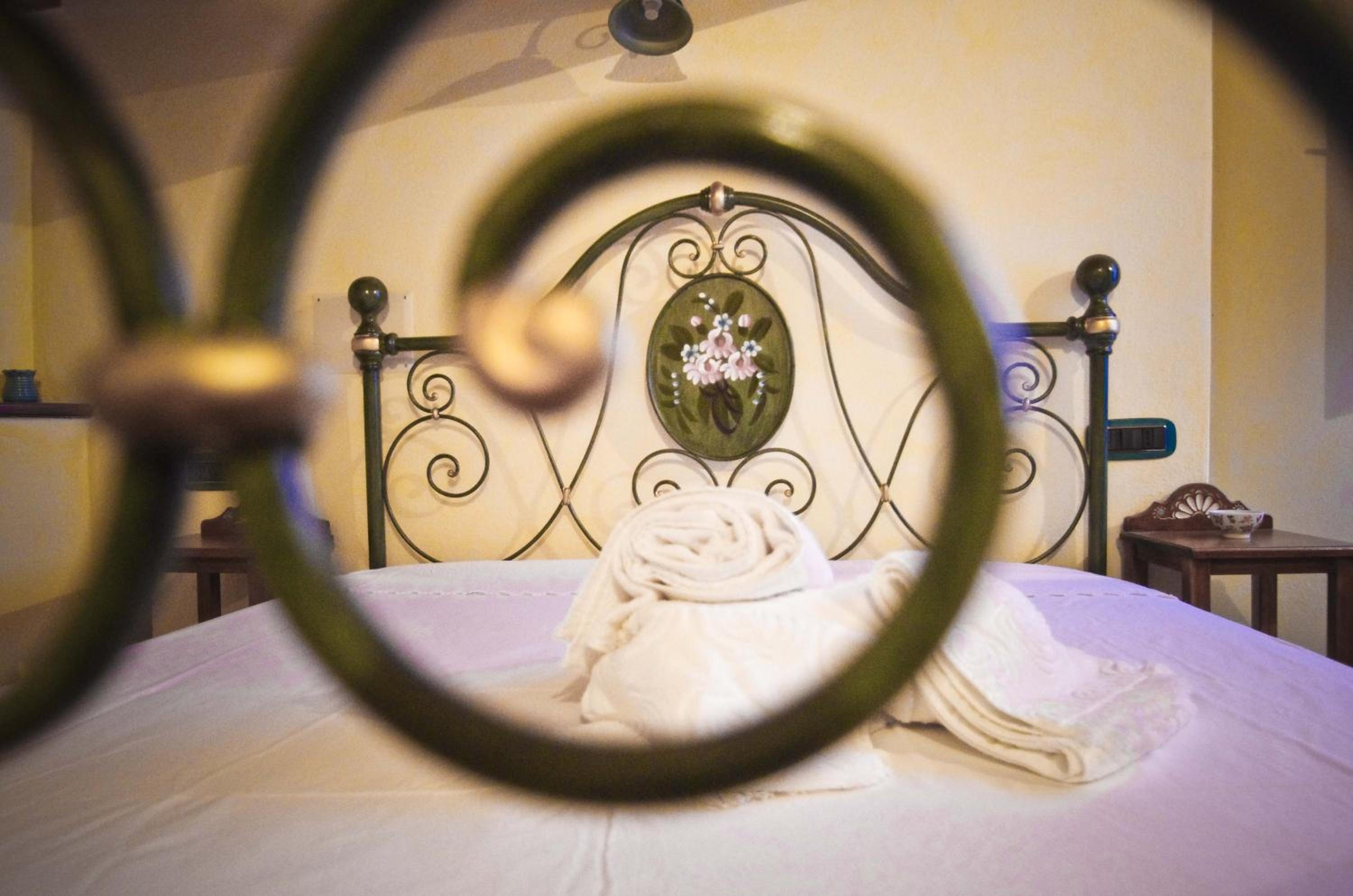 Casa De Ajala - B&B de Charme in Antica Dimora totalmente ristrutturata e dotata di tutti i confort Bagni privati Spazio living Patio esterno Ambienti clim
