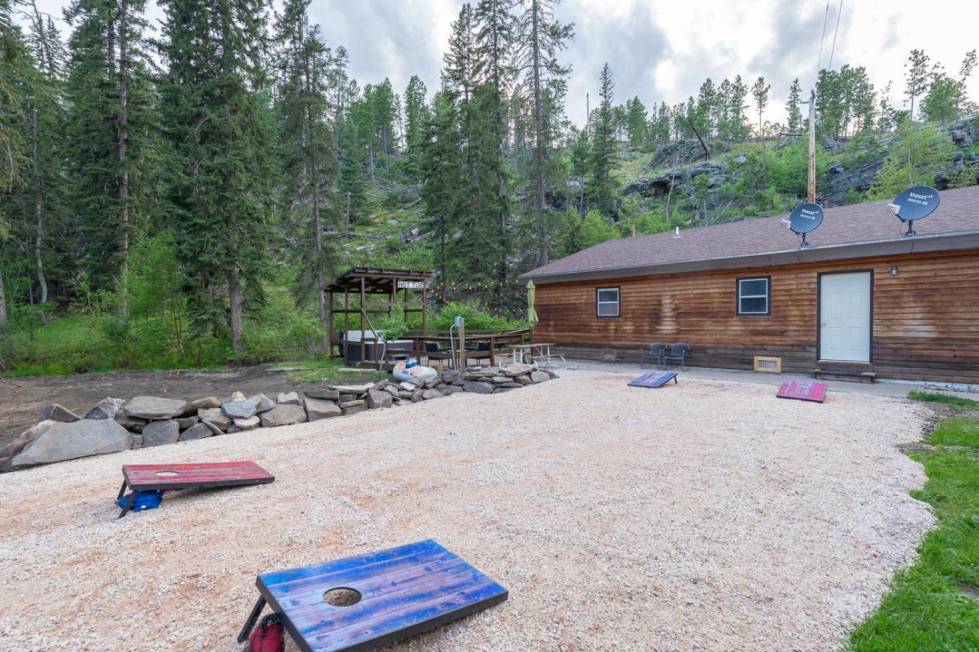Harney Camp Cabins view 4