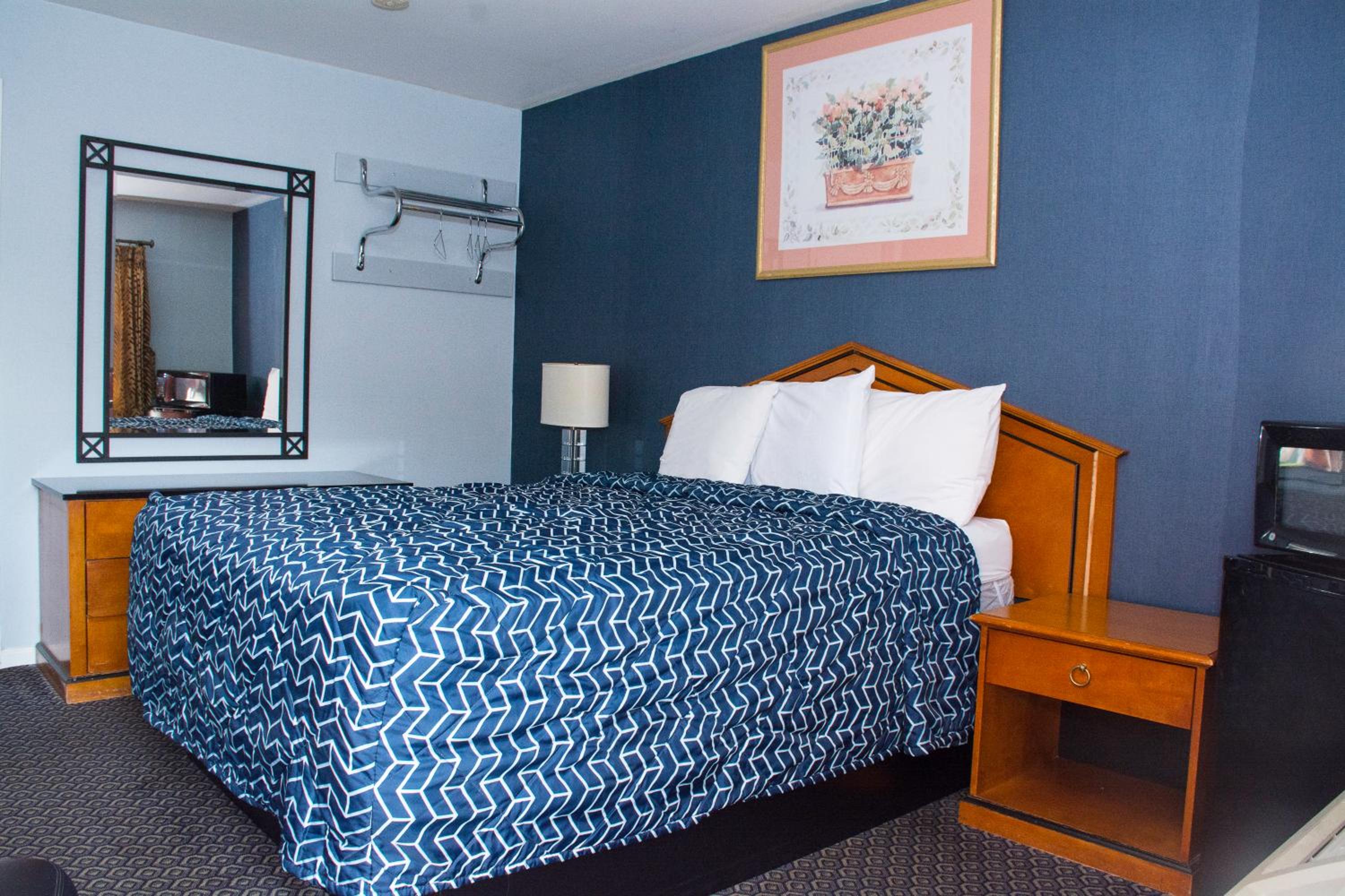 At 9 Motel Near Freehold I-195